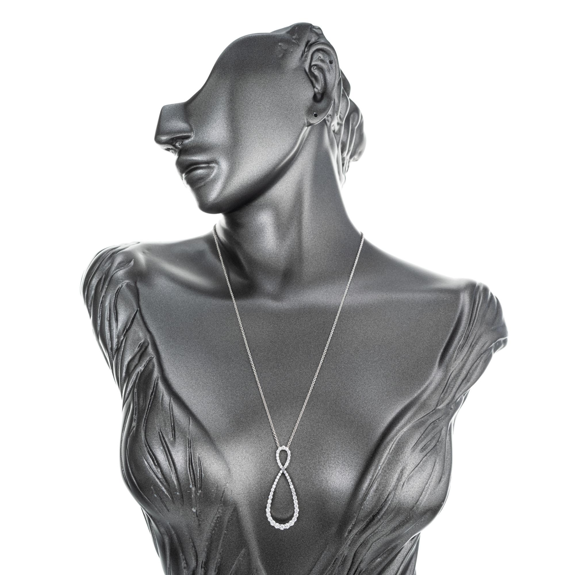 Donna Collana con ciondolo in oro bianco Hearts On Fire con diamante da 1,35 carati in vendita