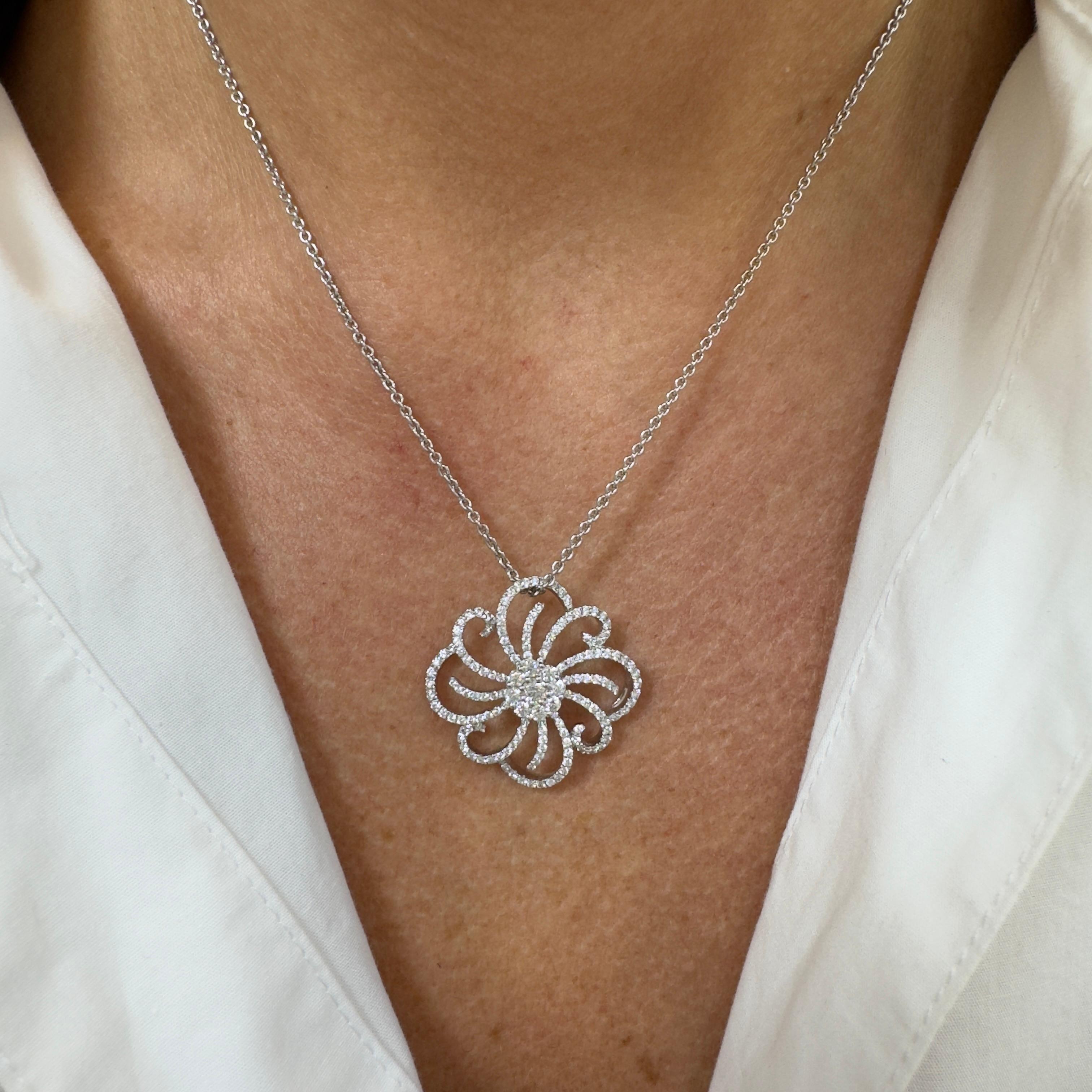Hearts on Fire 18K White Gold Pave Diamond Fragrant Pendant Necklace 1
