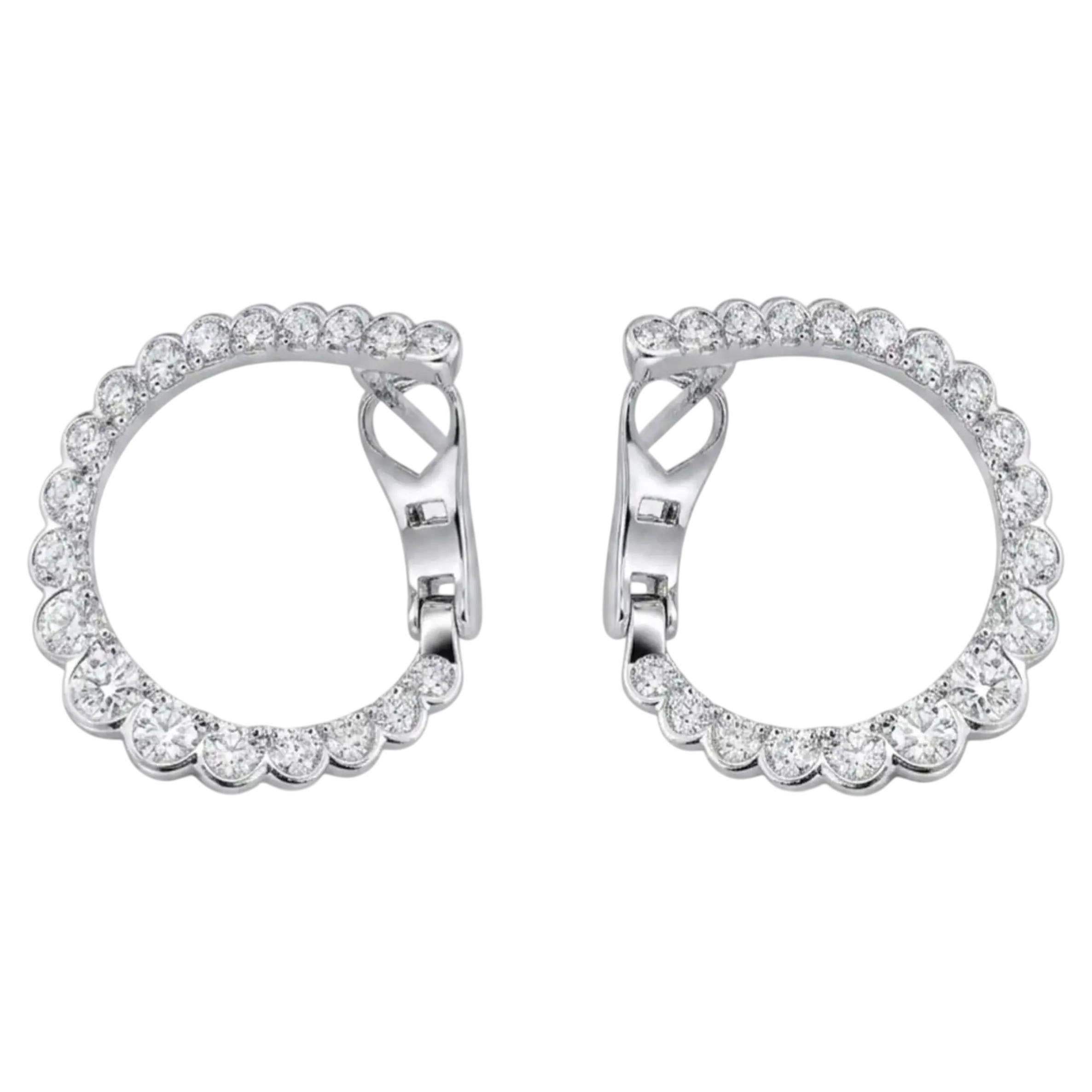 Pendientes de aro «Hearts On Fire Aerial Regal Diamond» en oro blanco de 18 quilates, pequeños, 1,03 Ctw en venta