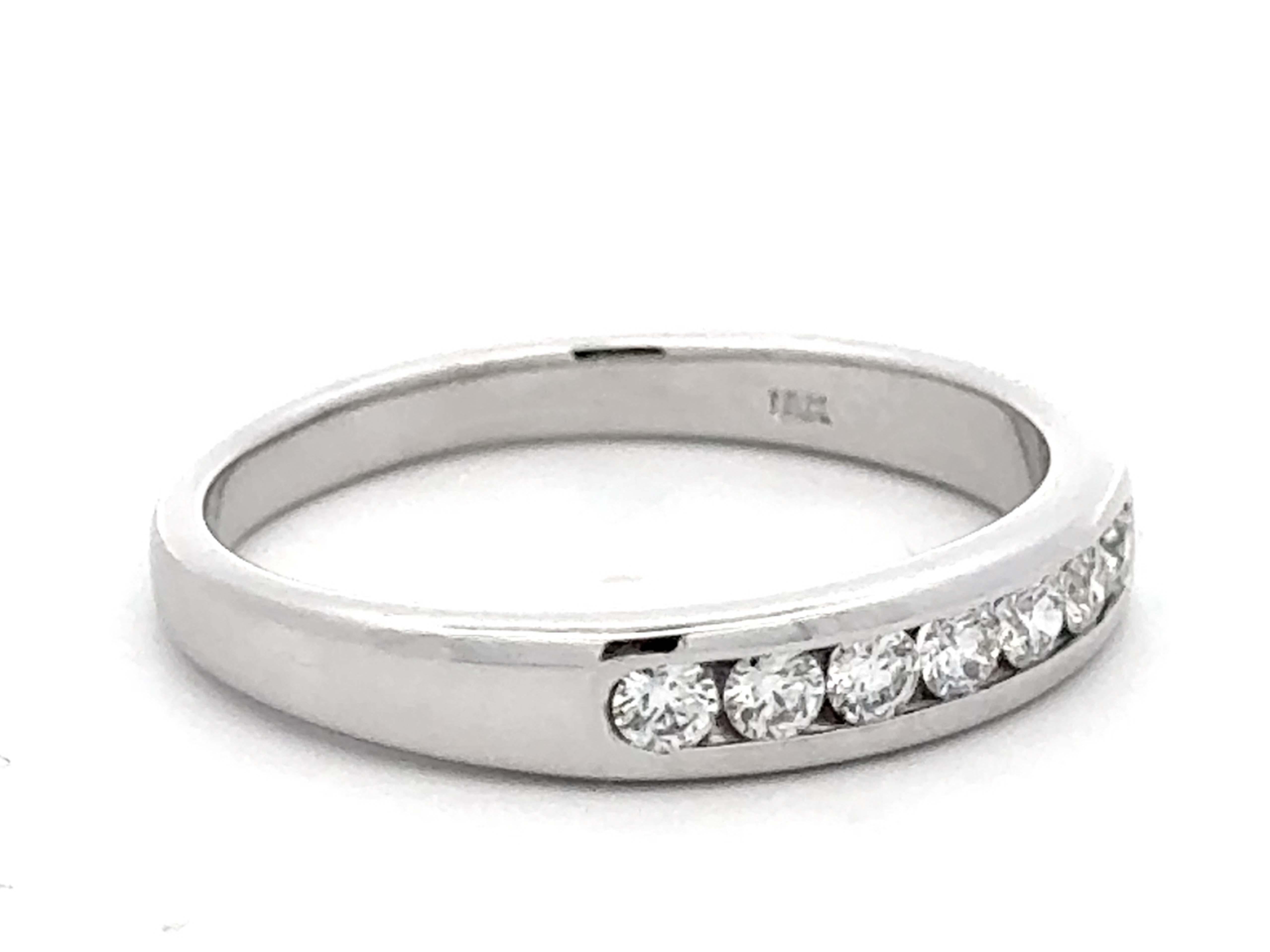 Modern Hearts on Fire Channel Set 7 Diamond Ring 18k White Gold For Sale