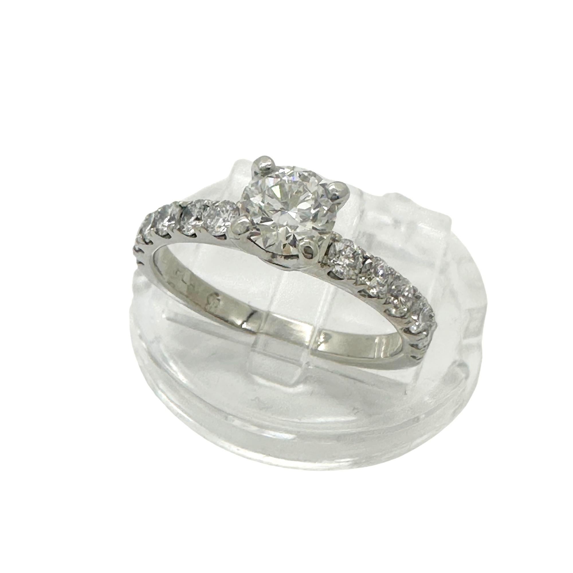 Diamante Hearts On Fire 0,51 cts J SI1 engastado en un anillo de compromiso de platino en venta 3