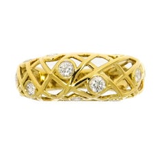 Hearts on Fire Diamond Brocade Yellow Gold Band