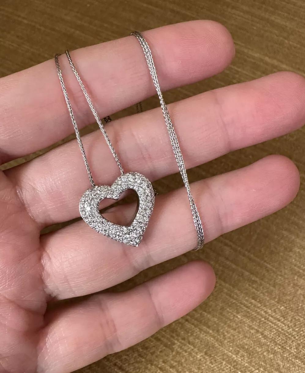 Hearts On Fire Pendentif en forme de cœur en diamant d'un poids total de 1,50 carat en or blanc 18k Excellent état - En vente à La Jolla, CA