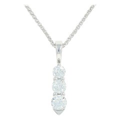 Hearts On Fire Diamond Journey Pendant Necklace, 18k Gold Round Cut .33 Carat