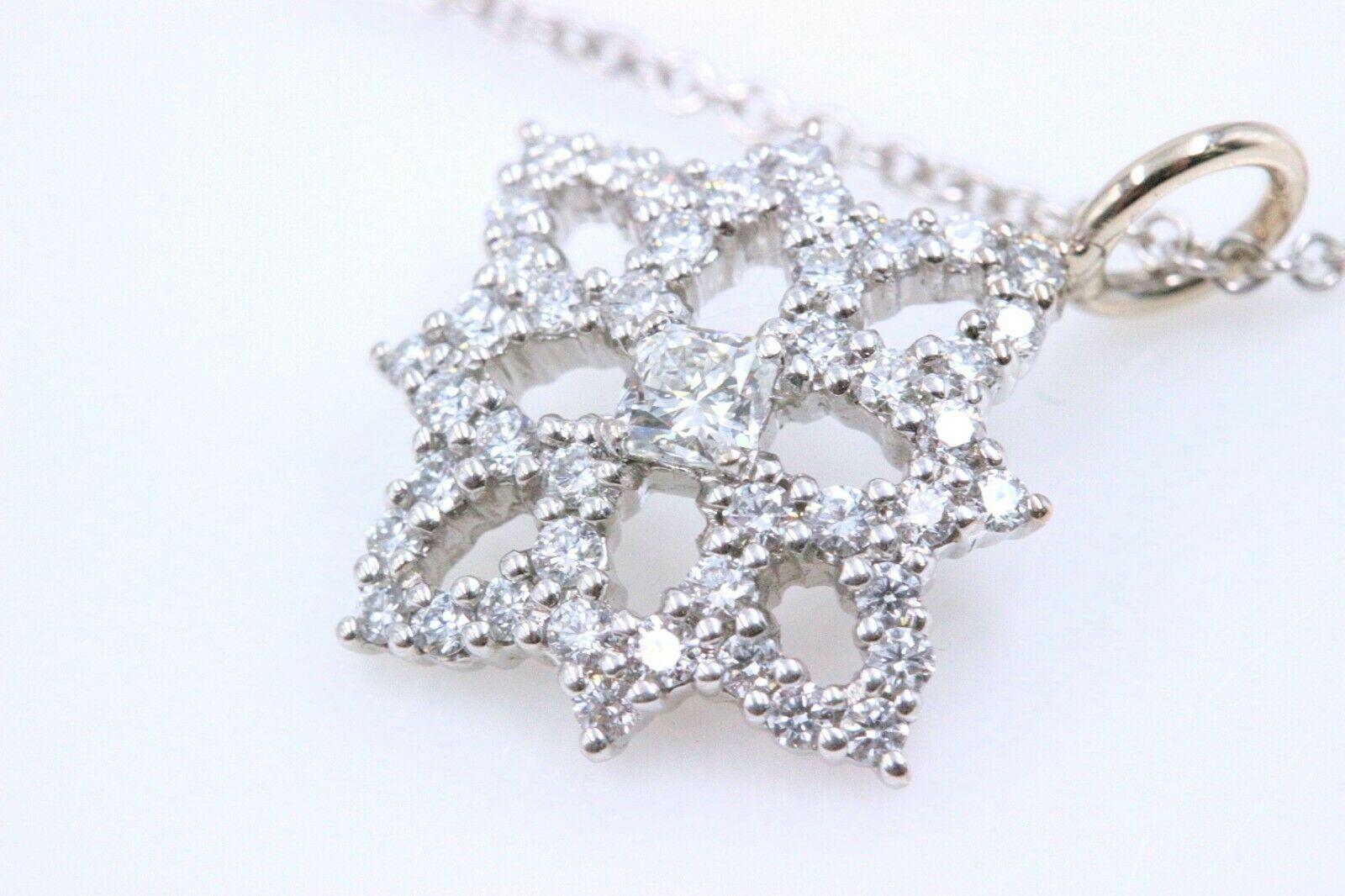 Hearts on Fire Dream Cut Diamond Mythical Necklace 0.59 Carat 18 Karat Gold 3