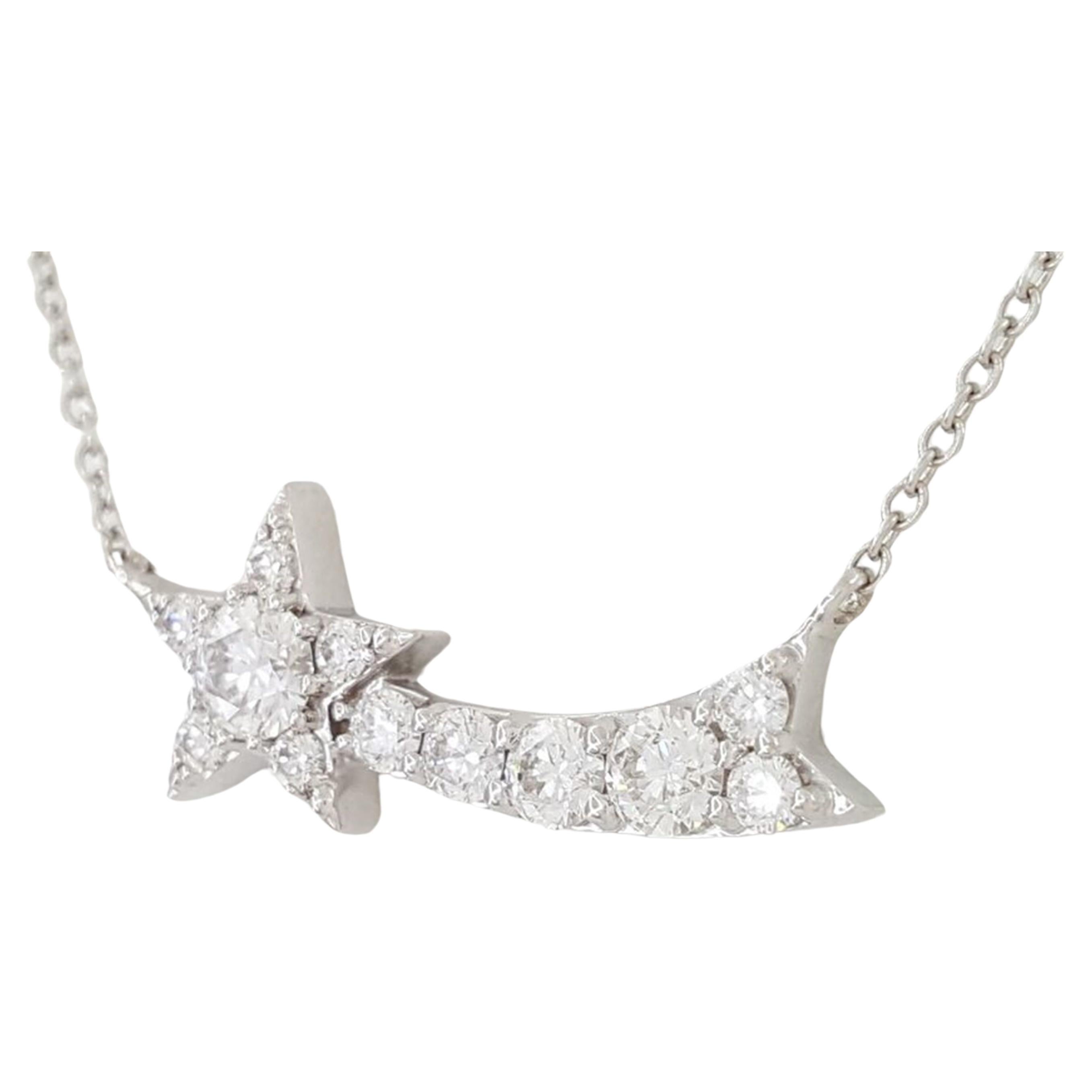 HEARTS ON FIRE Flower 18 Carats White Gold Necklace