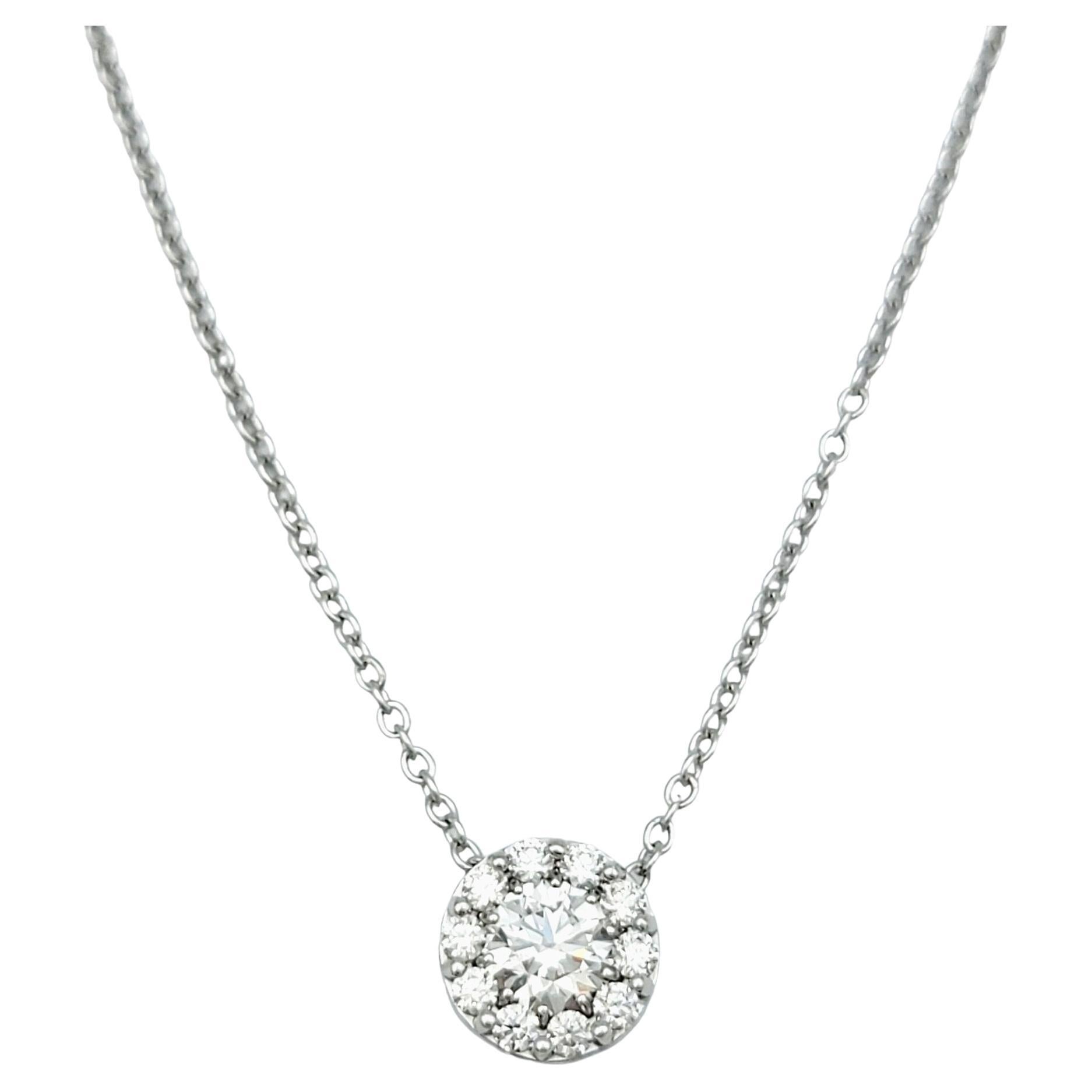 Hearts on Fire Fulfillment Diamond Pendant Necklace Set in 18 Karat White Gold