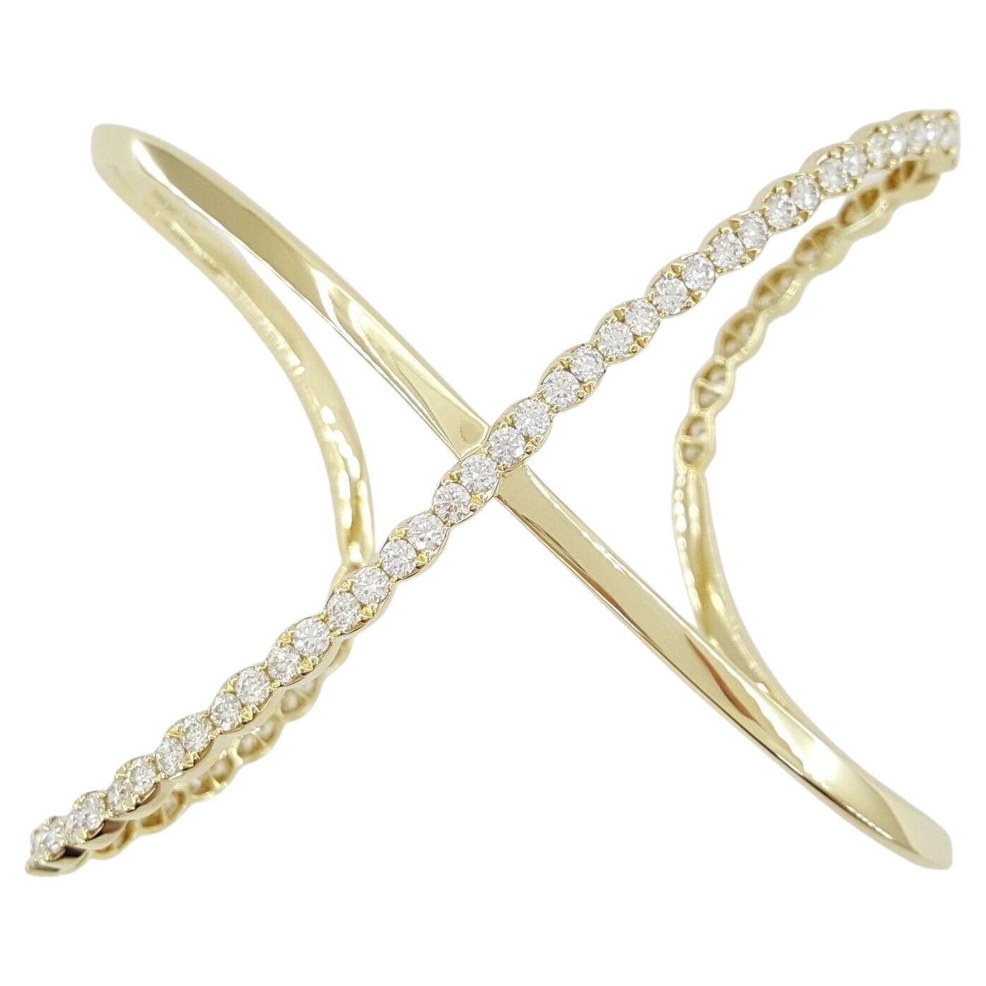 Hearts on Fire Gold Diamond Cuff Bracelet In Excellent Condition For Sale In Chicago, IL