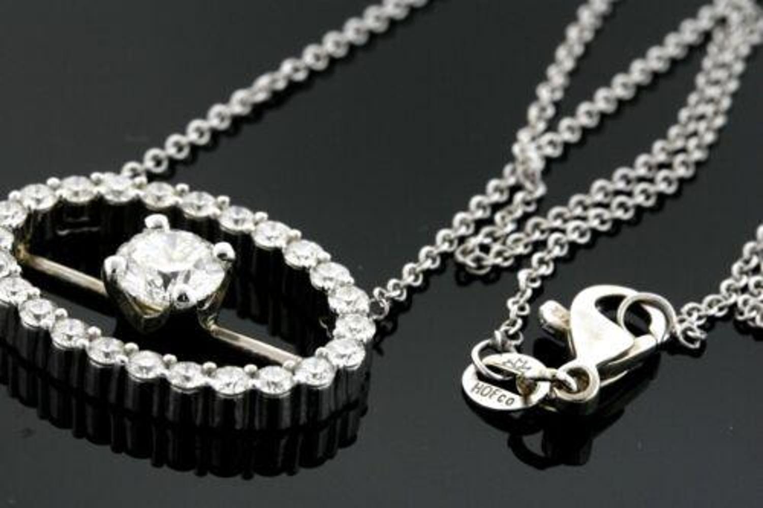 Hearts On Fire HOF - Ciondolo con diamante da 1,52 carati, centro rotondo da 0,80 Ovale - Collana in 18k in vendita 2