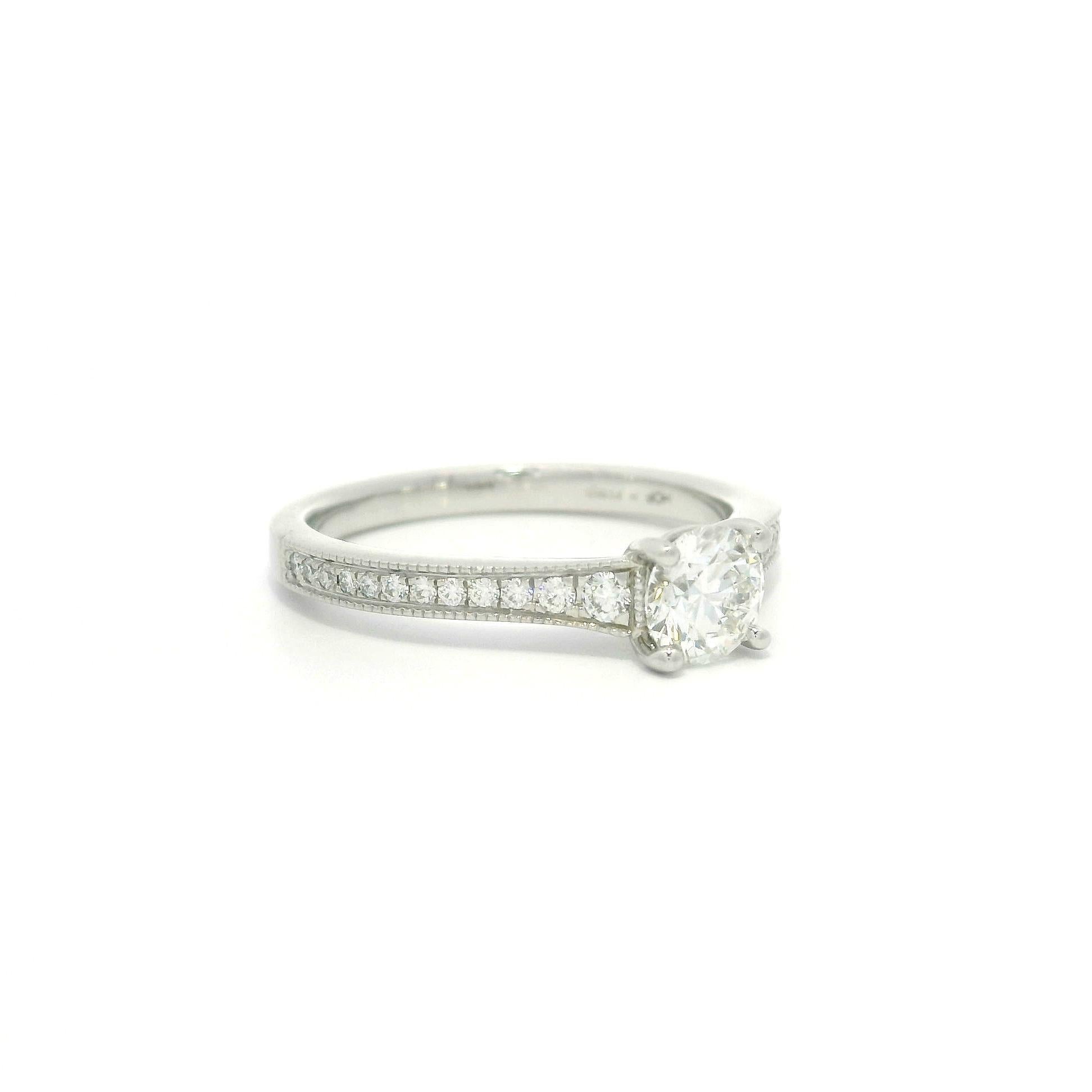 Anillo de compromiso Hearts On Fire Platino 0,67 ctw Diamante Fogoso Solitario Clásico en venta 8