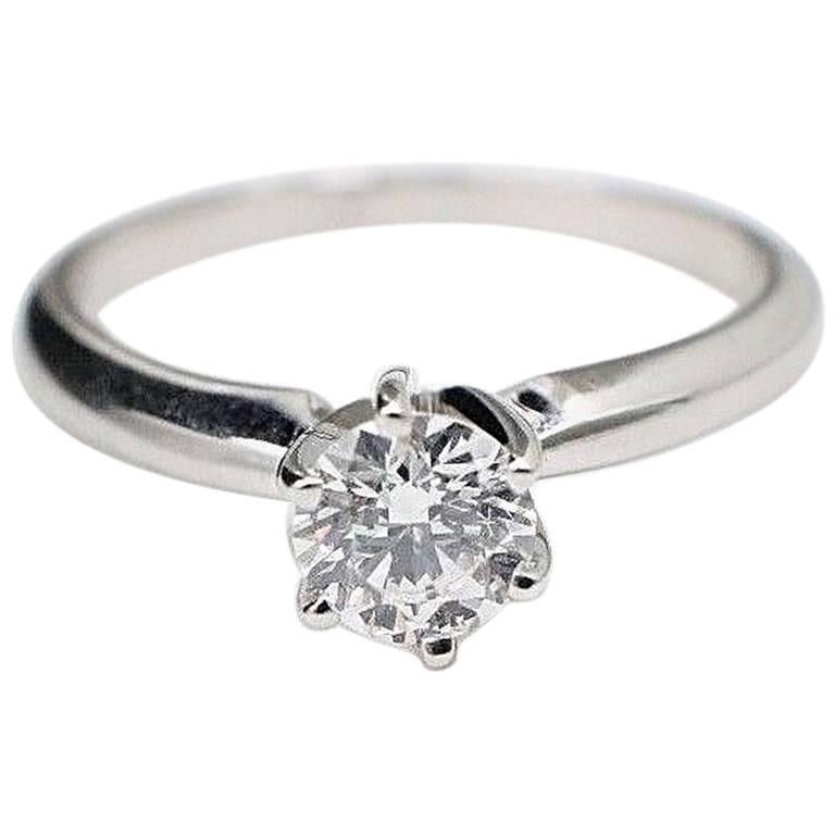 Hearts on Fire Round 0.37 ct G SI1 Diamond Engagement Ring in 14k white Gold For Sale