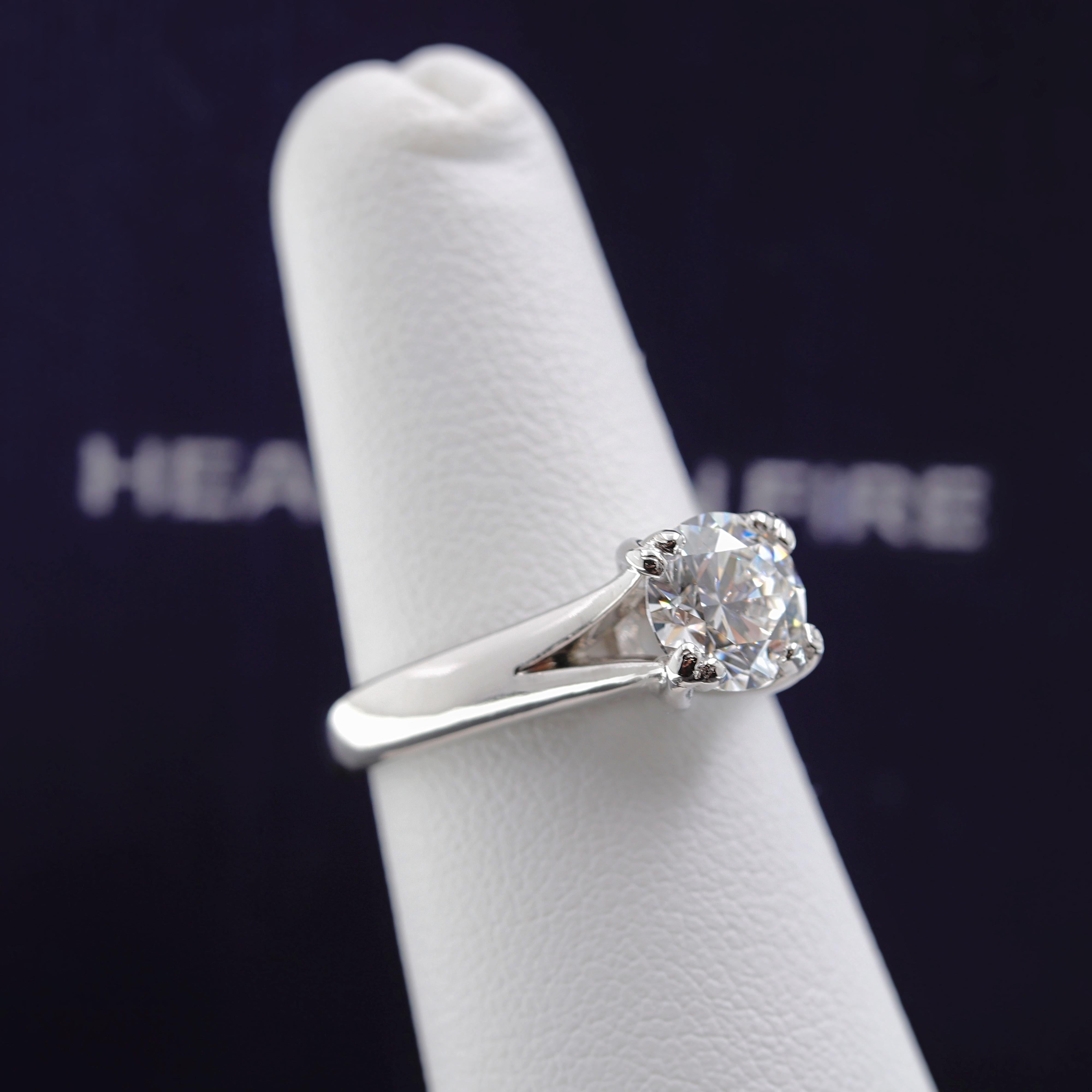 Hearts on Fire Round Brilliant Diamond 1.31 Carat G VS2 Engagement Ring Platinum In Excellent Condition In San Diego, CA