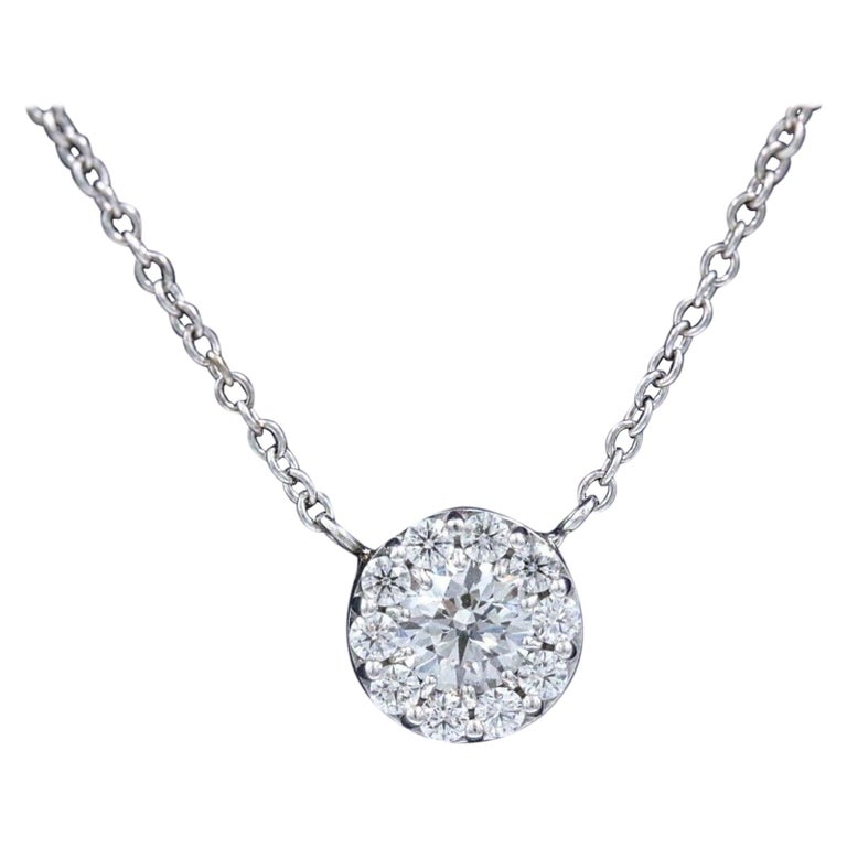 Hearts on Fire Round Diamonds Fulfillment Pendant Necklace 18 Karat