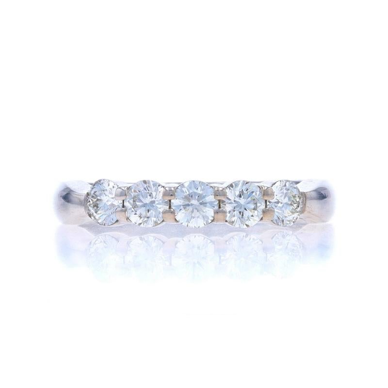 Retail Price: $4200

Size: 6 1/2
Sizing Fee: Up 2 sizes for $80 or Down 1/2 a size for $60

Brand: Hearts on Fire
Collection: Signature
Design:  Five-Stone Band

Metal Content: 18k White Gold

Stone Information

Natural Diamonds
Carat(s):