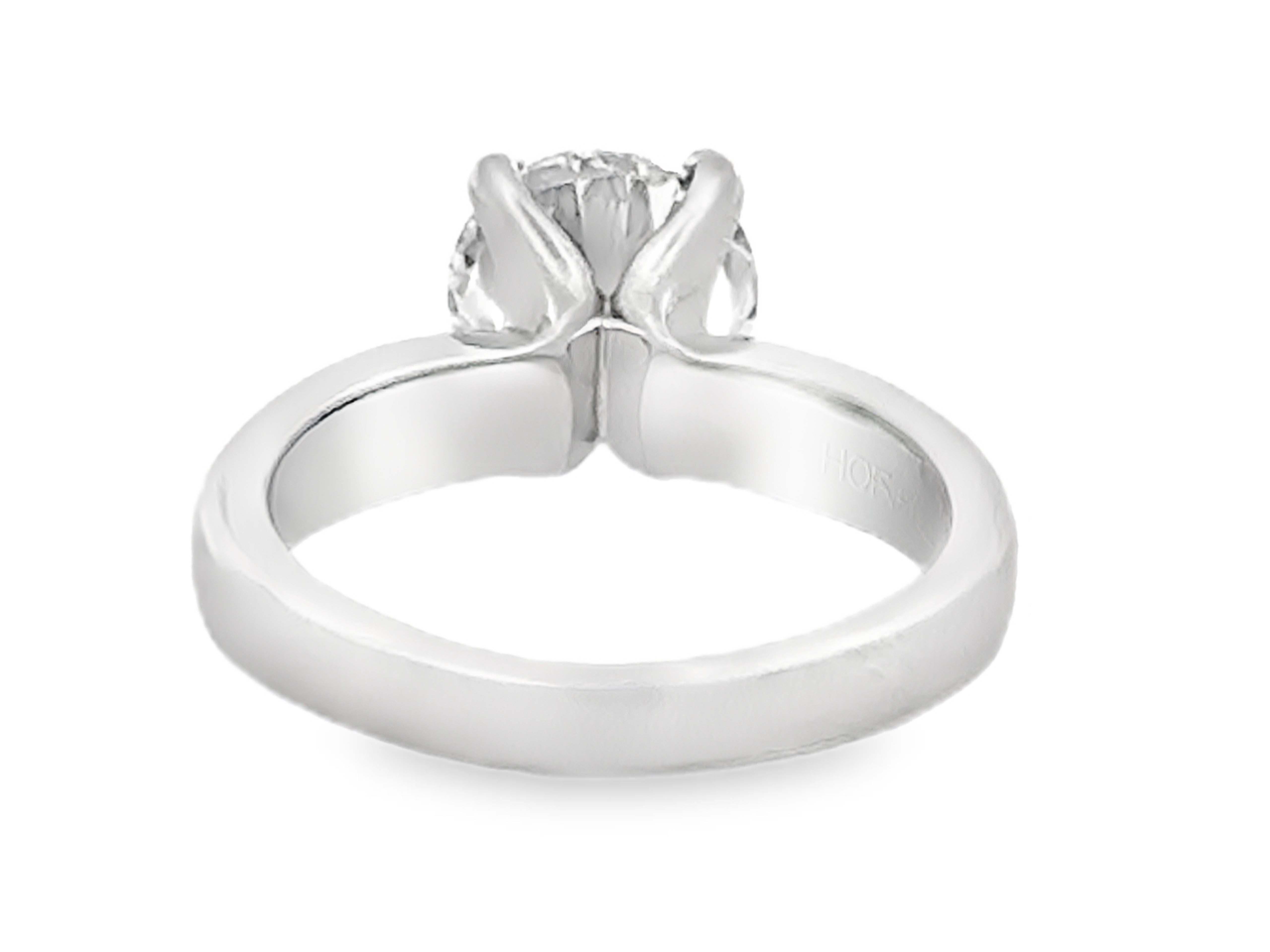 Anillo de compromiso de diamantes Hearts On Fire Solitario Platino en venta 5