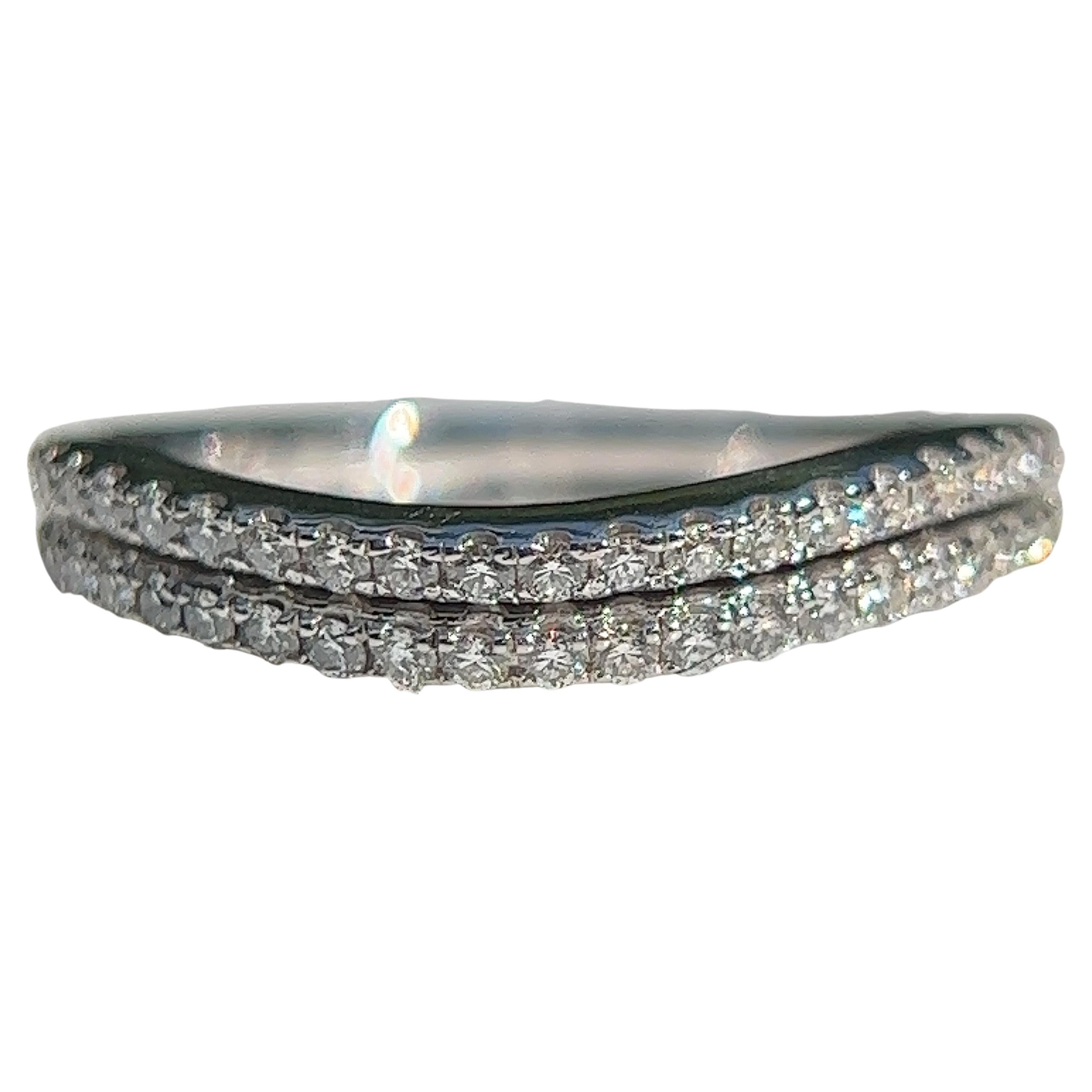 Hearts on Fire Twin Transcend Premier Curved Diamond Band