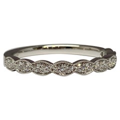 Hearts on Fire White Gold 0.25 Carat Diamond Scalloped Wedding Band Hearts on Fire White Gold 0.25 Carat Diamond Scalloped Wedding Band