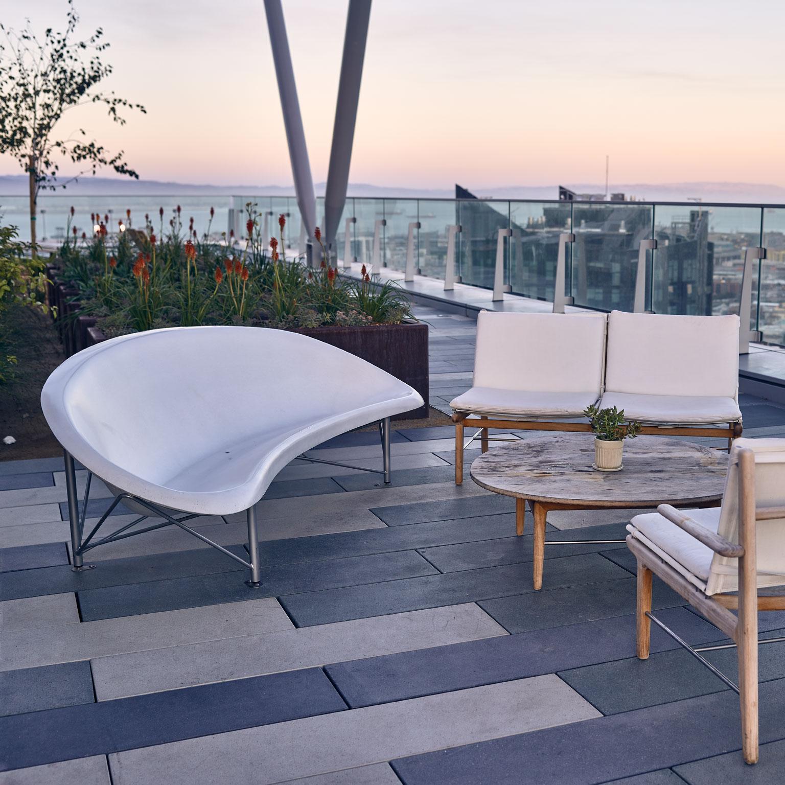 Heated Indoor/Outdoor Cast Stone Helios Lounge with Custom Frame, Arctic White In New Condition For Sale In San Francisco, CA