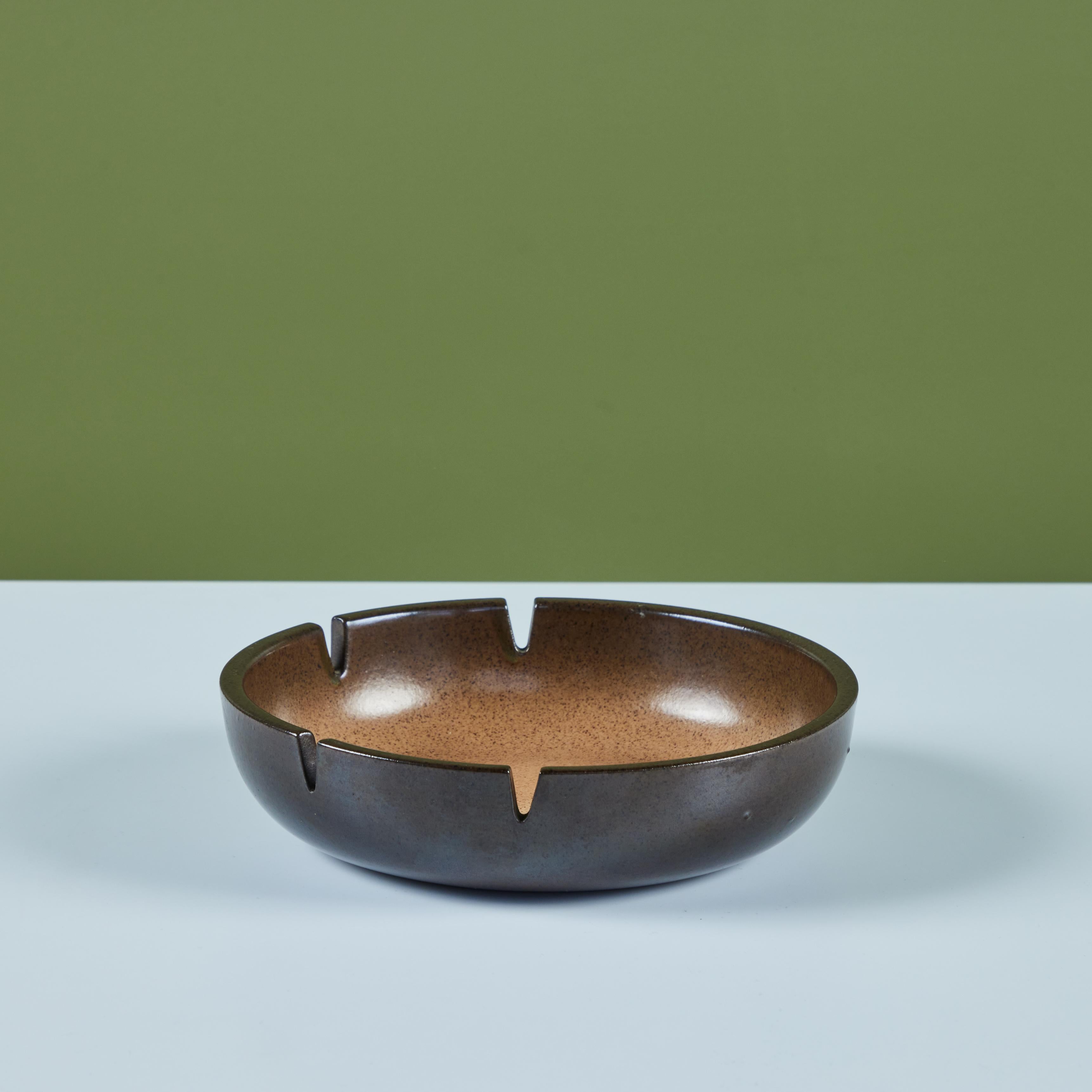 Heath Ceramics Brown Speckle Glazed Ashtray In Excellent Condition For Sale In Los Angeles, CA