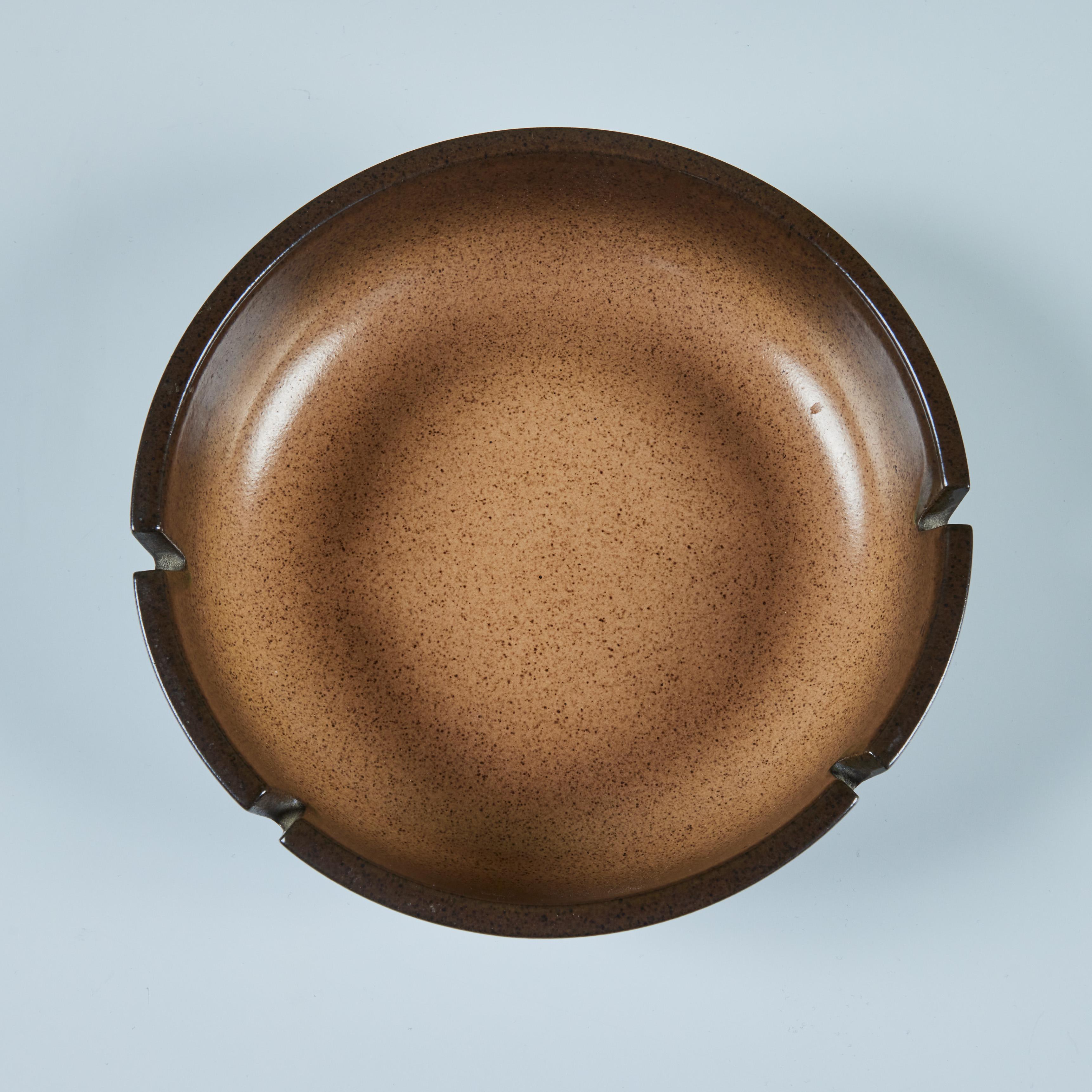 Céramique Heath Ceramics Cendrier émaillé Brown Speckle en vente
