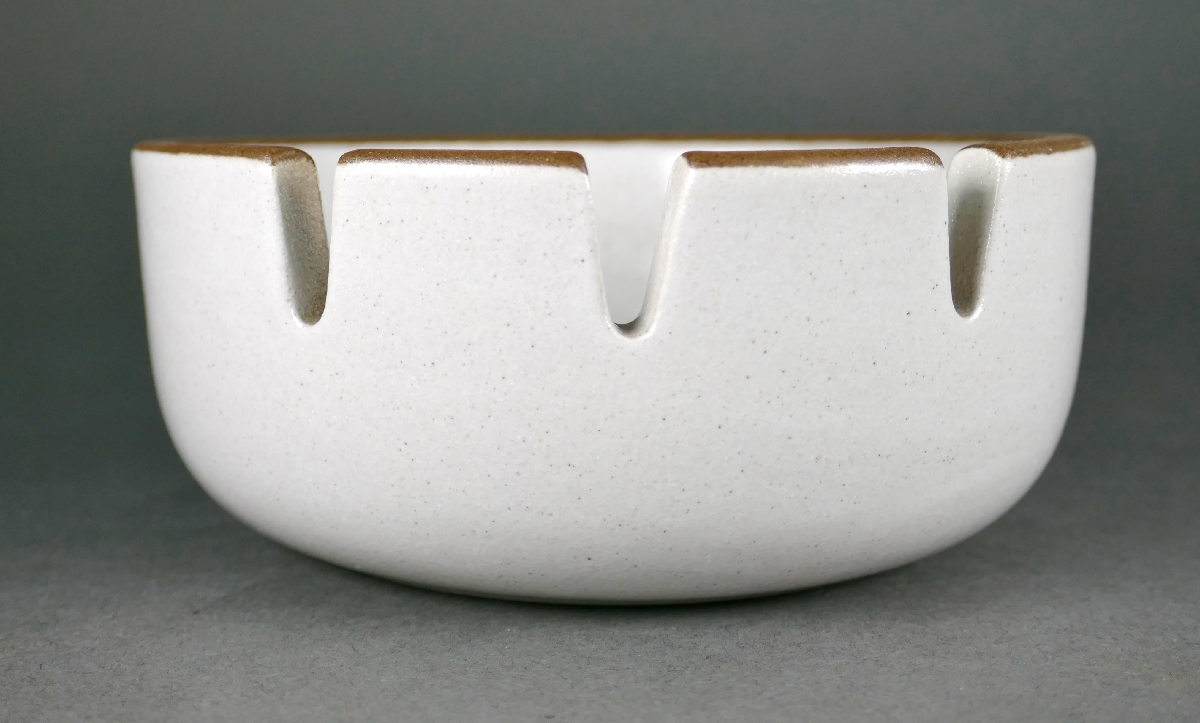 Heath stoneware ashtray in white. 