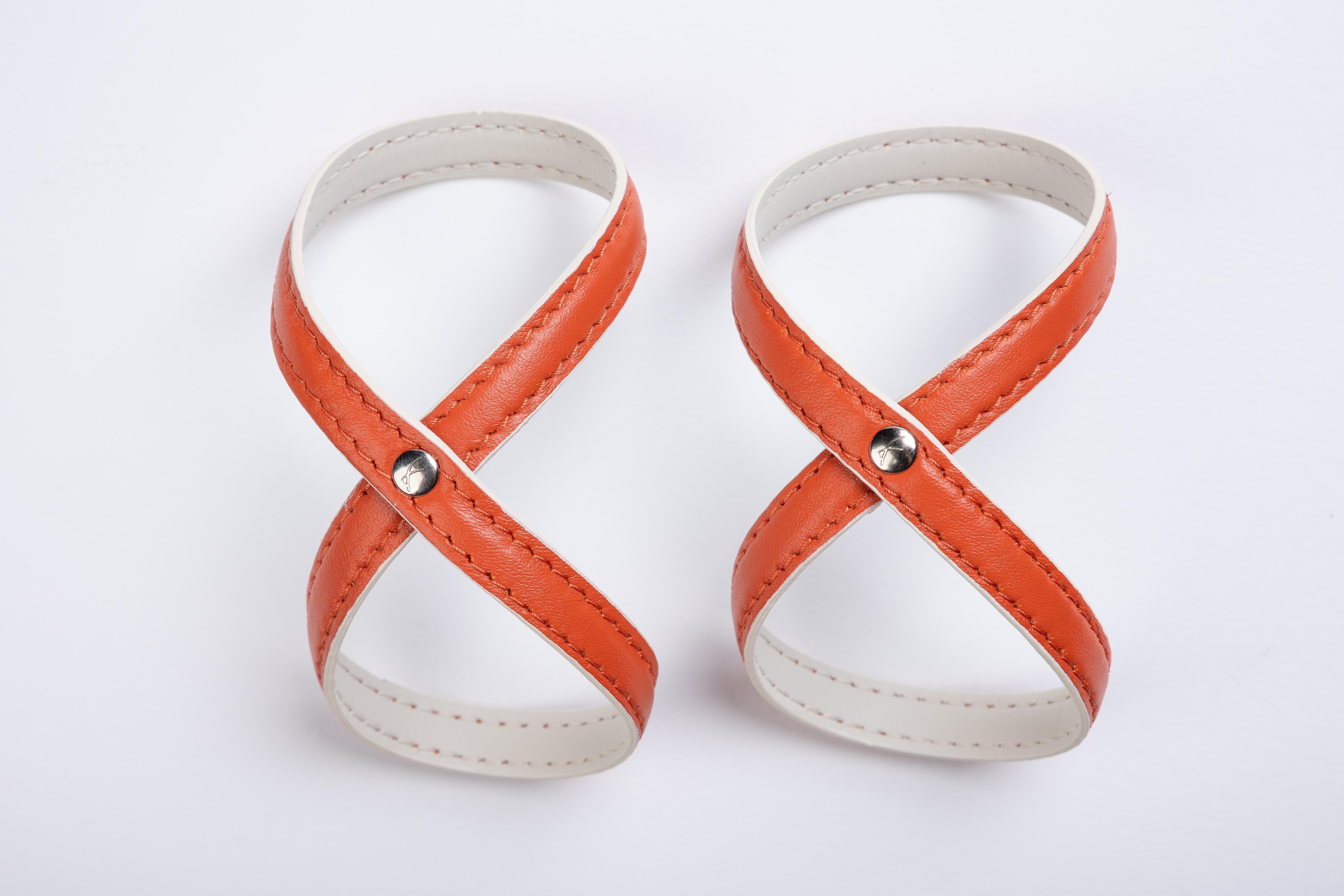 Moderno HEATHCLIFF Set di 2 portatovaglioli - Spritz Orange e Luna White in vendita