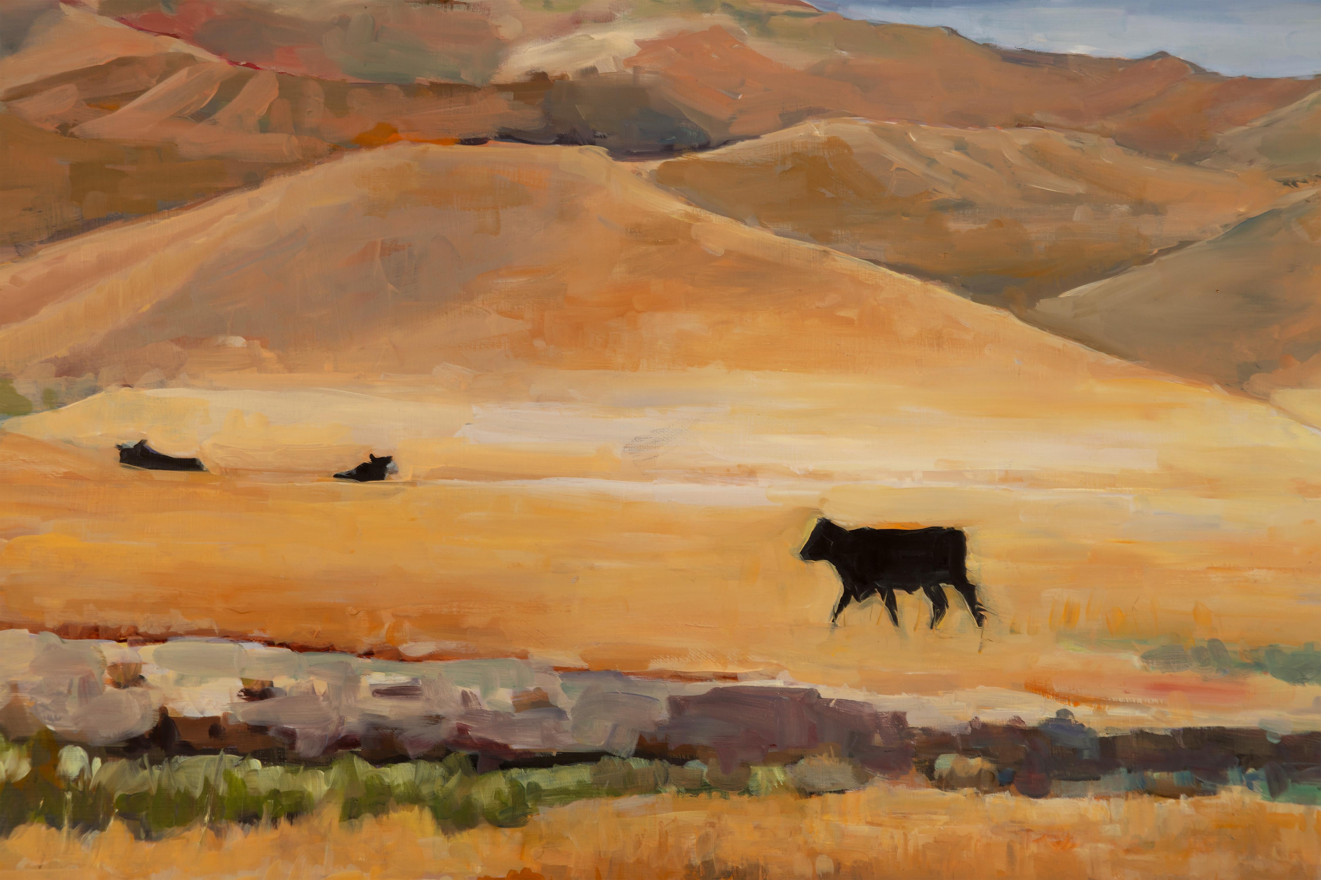 Paysage contemporain peinture à l'huile silhouette de vache montagne champ prairie ciel - Marron Landscape Painting par Heather Foster