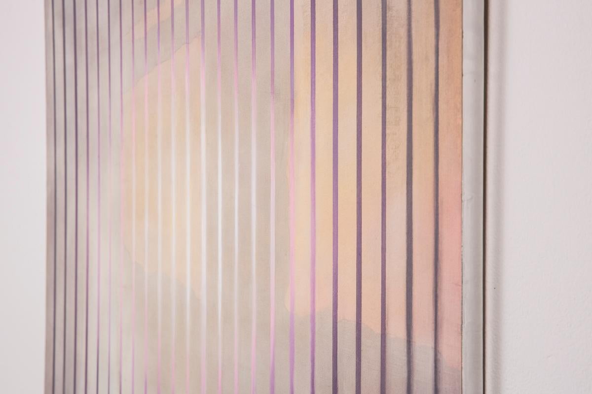 Étude aveugle - Peinture multimédia, couverture nuageuse et bandes violettes longitudinales - Abstrait Painting par Heather Hartman