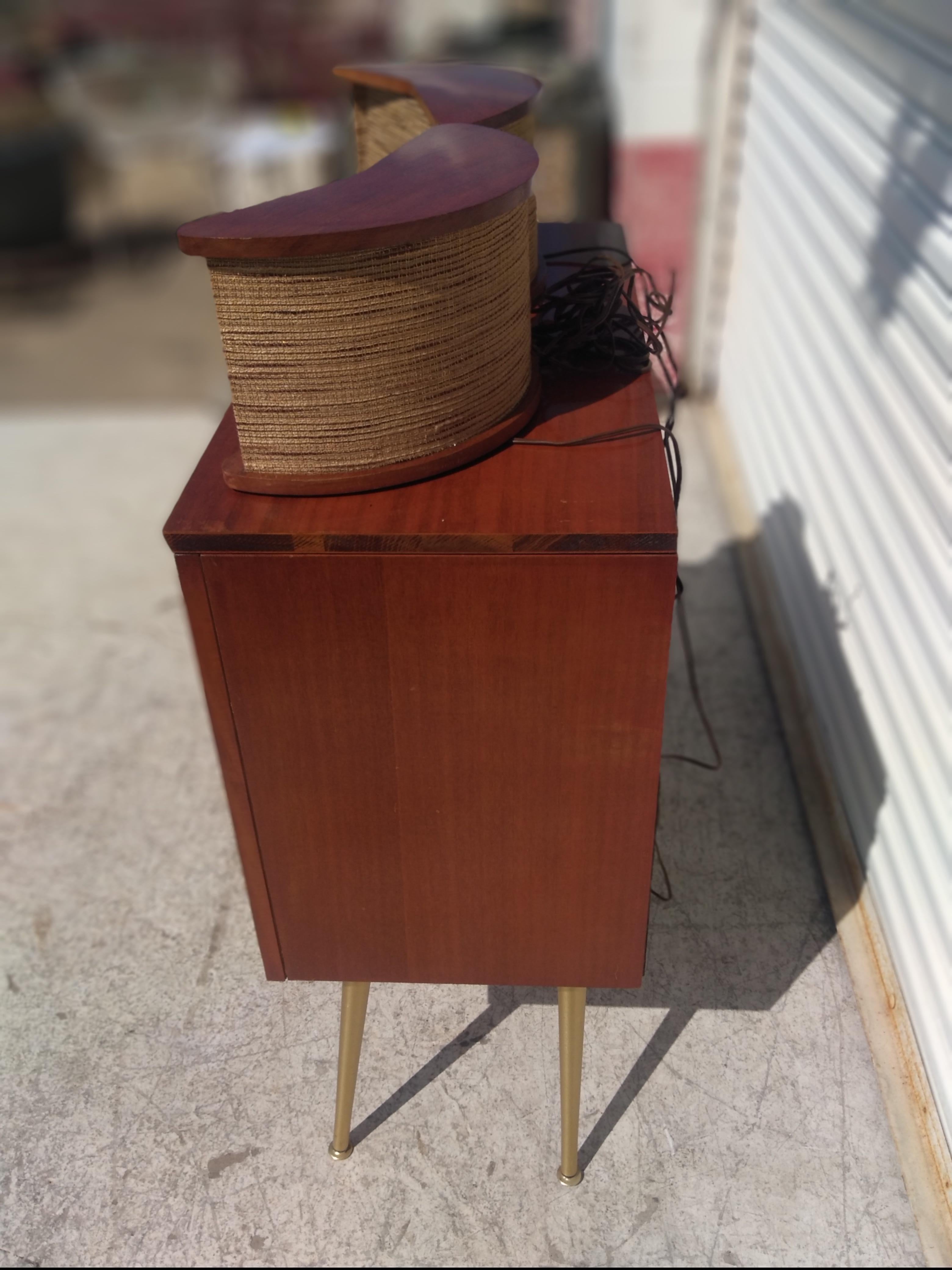 20th Century Heathkit SD-1 Tube Stereo/Phonograph Cabinet with Speakers For Sale