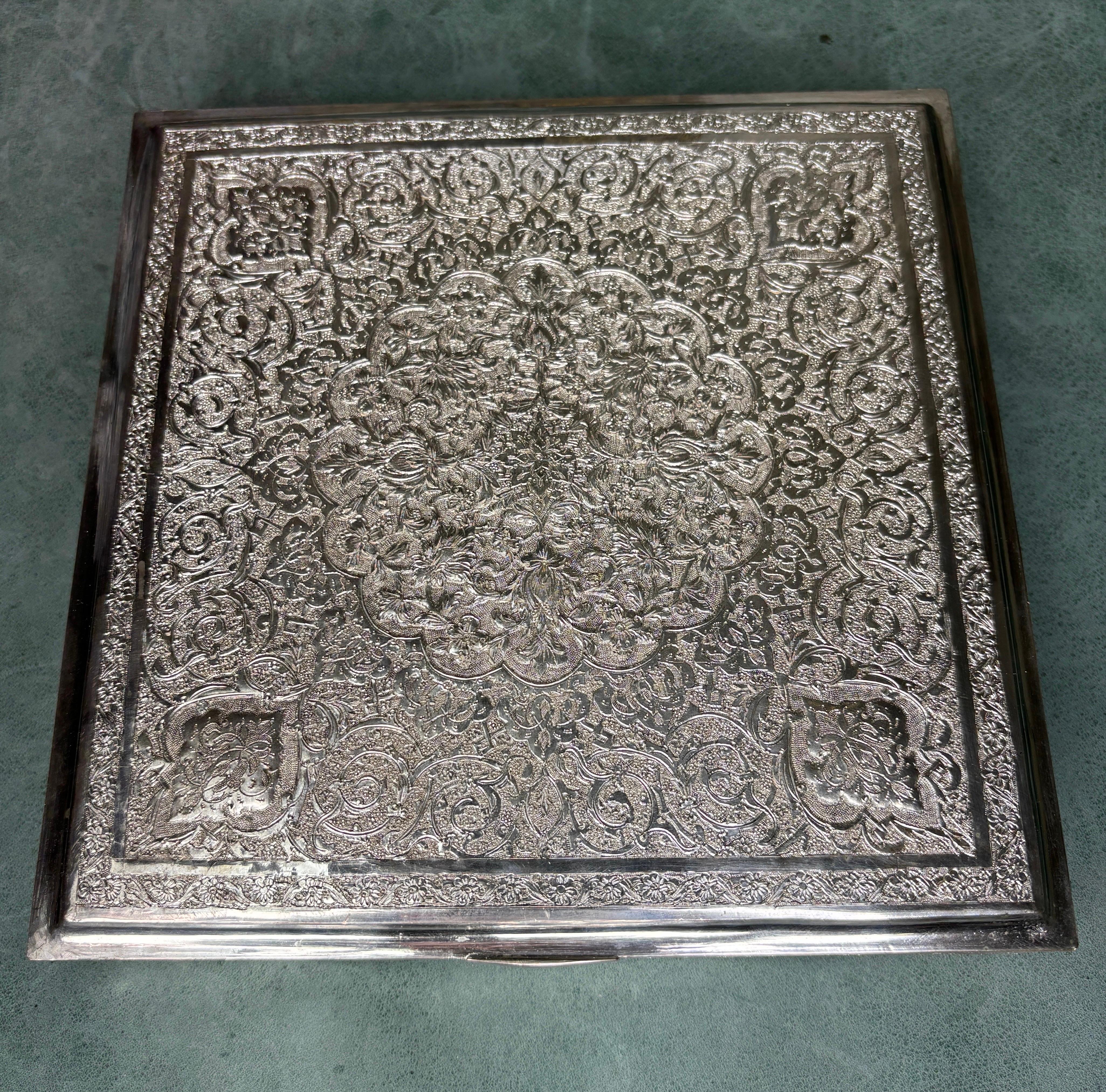 Heavily Decorated Persian Islamic Hand Chased Silver Trinket, Jewelry Box In Good Condition For Sale In Bernardsville, NJ