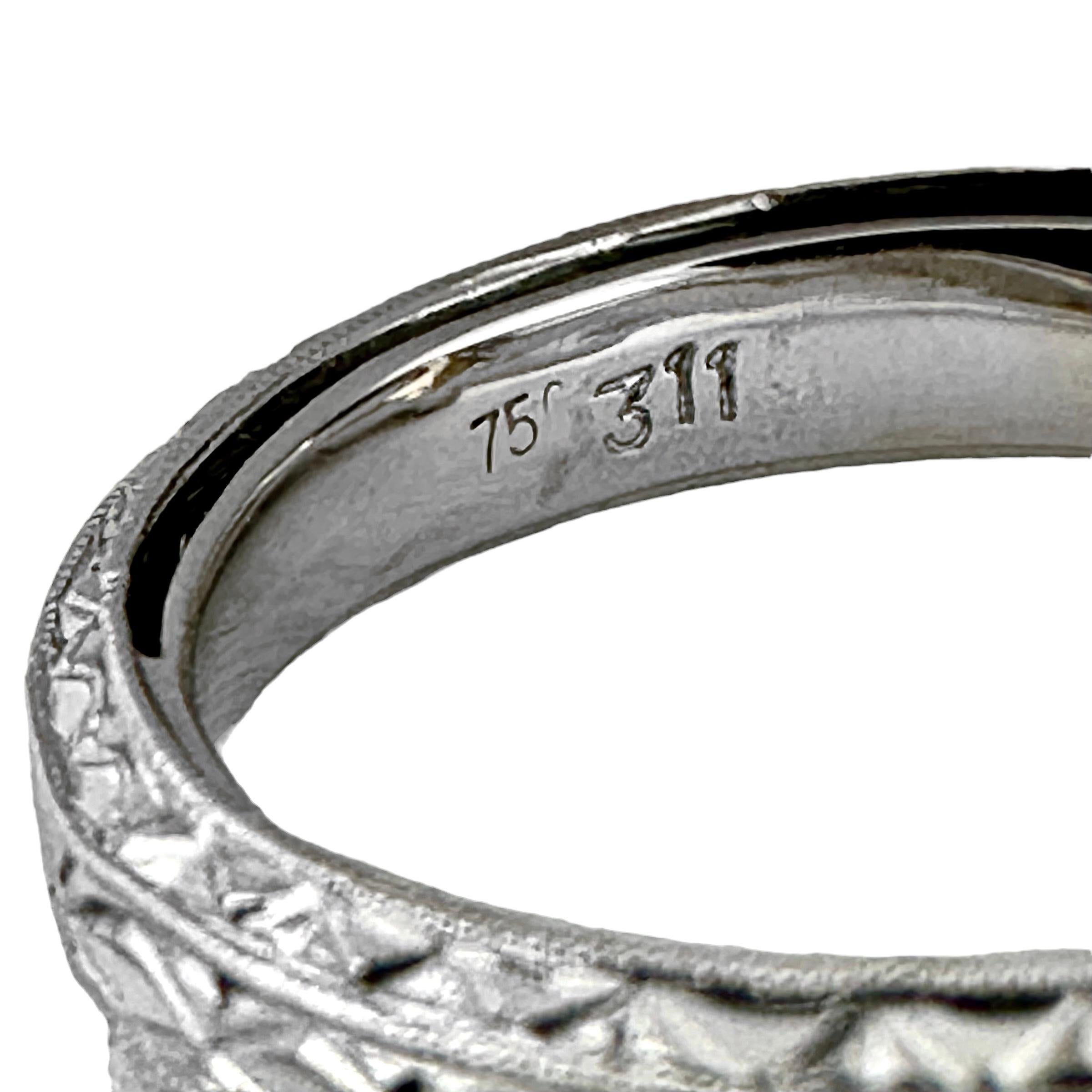 Schwer gravierter Ring aus 18 Karat Weißgold im antikenen Stil mit Goldtopas und Diamanten im antiken Stil im Angebot 2