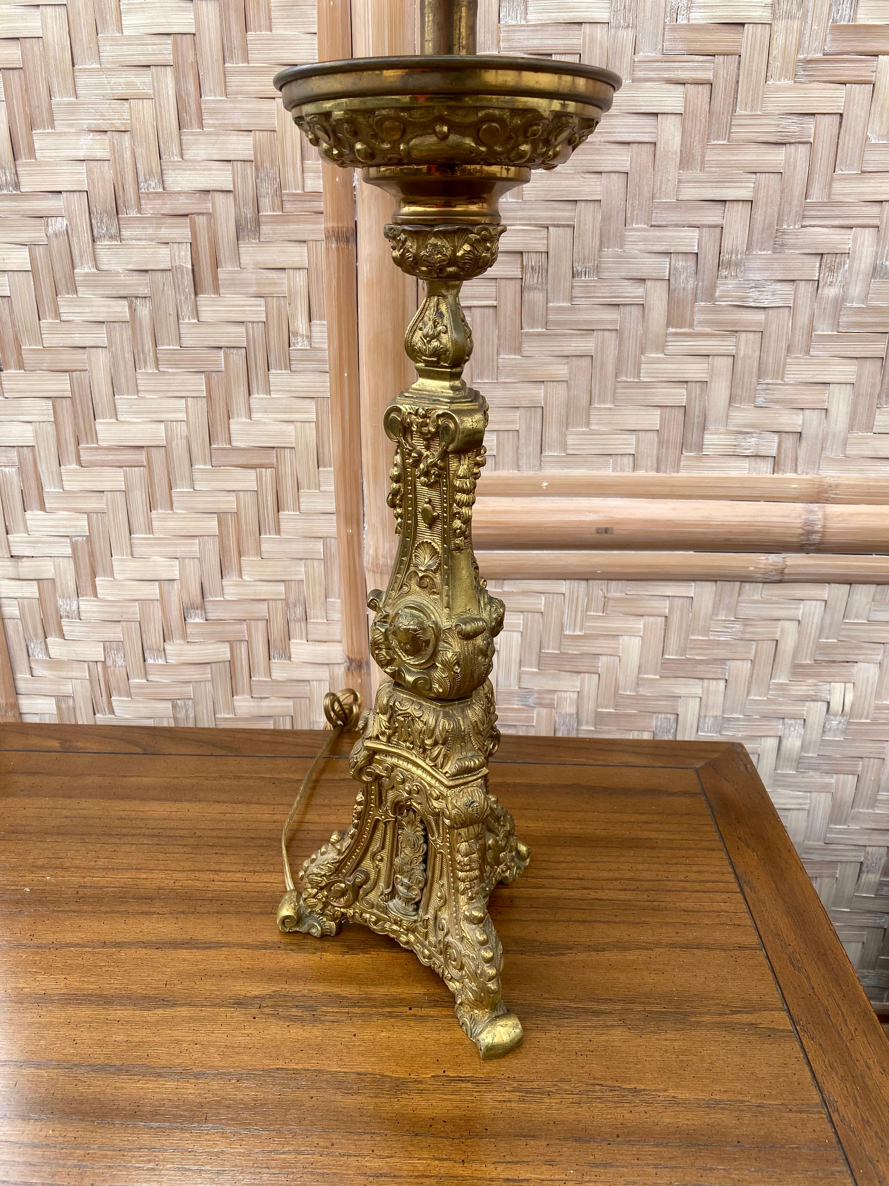 Heavily Gilted Bronze Figurative Candlestick Lamps, Set of 2 For Sale 4
