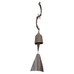 Chimère en bronze fortement patiné Bell / Wind Chime de Paolo Soleri pour Arconsanti 