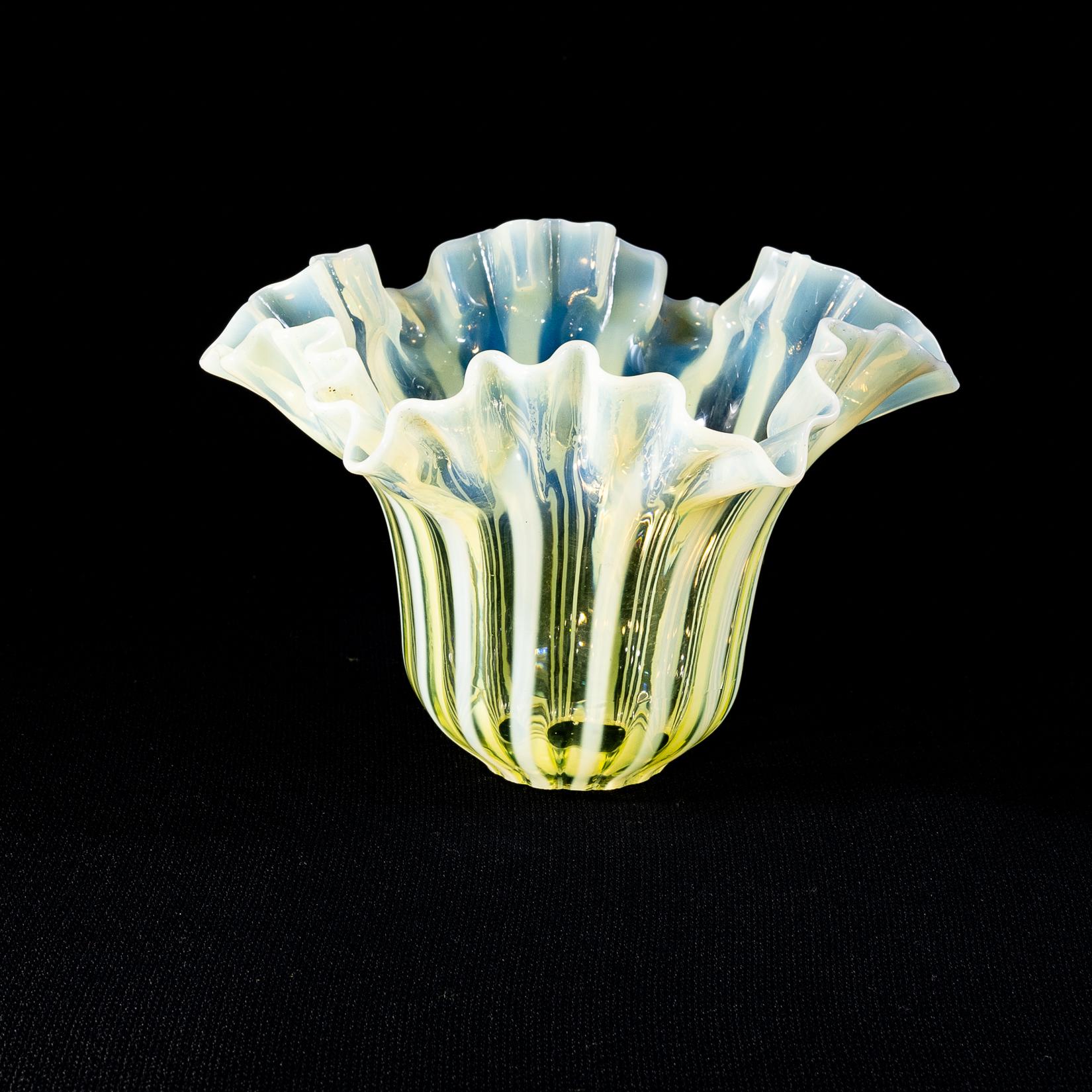 A pleated Vaseline shade, consisting of alternating stripes and a ruffled rim. For Sale 2
