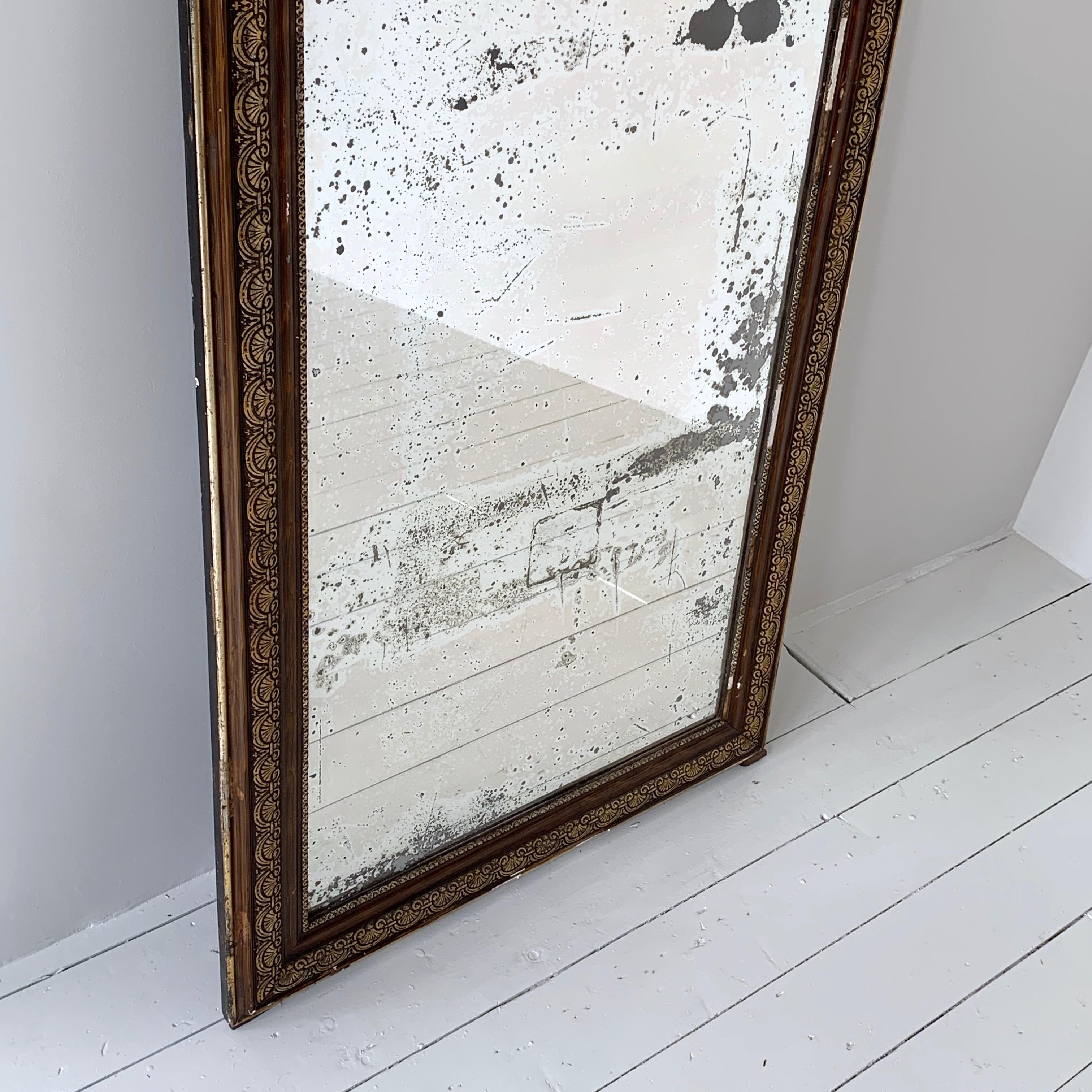 Heavily Tarnished 19th Century French Louis Philippe Gilt Mirror For Sale 2