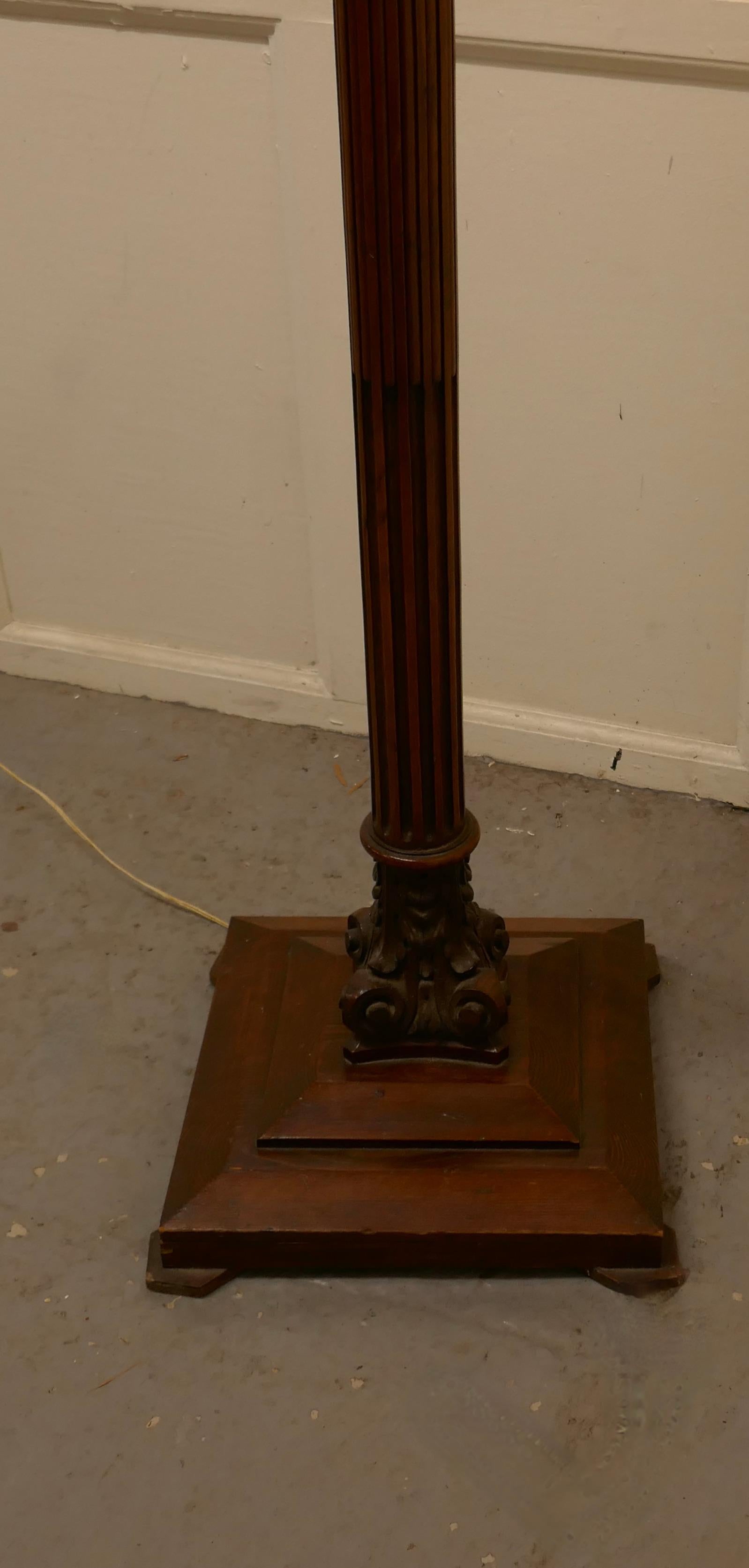 Heavily Turned Oak Floor Standing Lamp For Sale 1