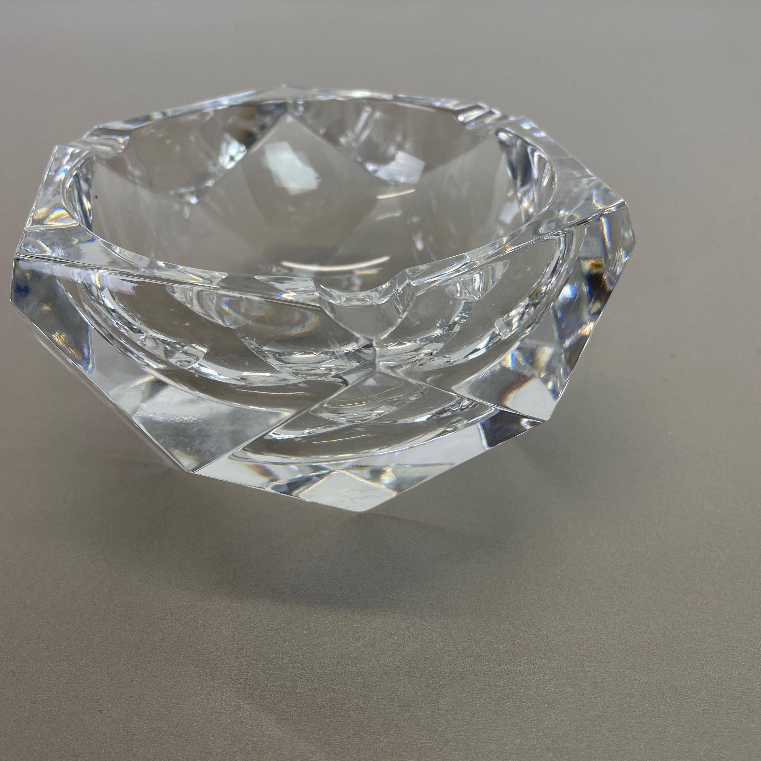 Heavy 1, 4kg Kristall-Aschenbecher aus „Diamond“-Glas von Val Saint Lambert, Belgien, 1970er Jahre im Zustand „Gut“ im Angebot in Kirchlengern, DE