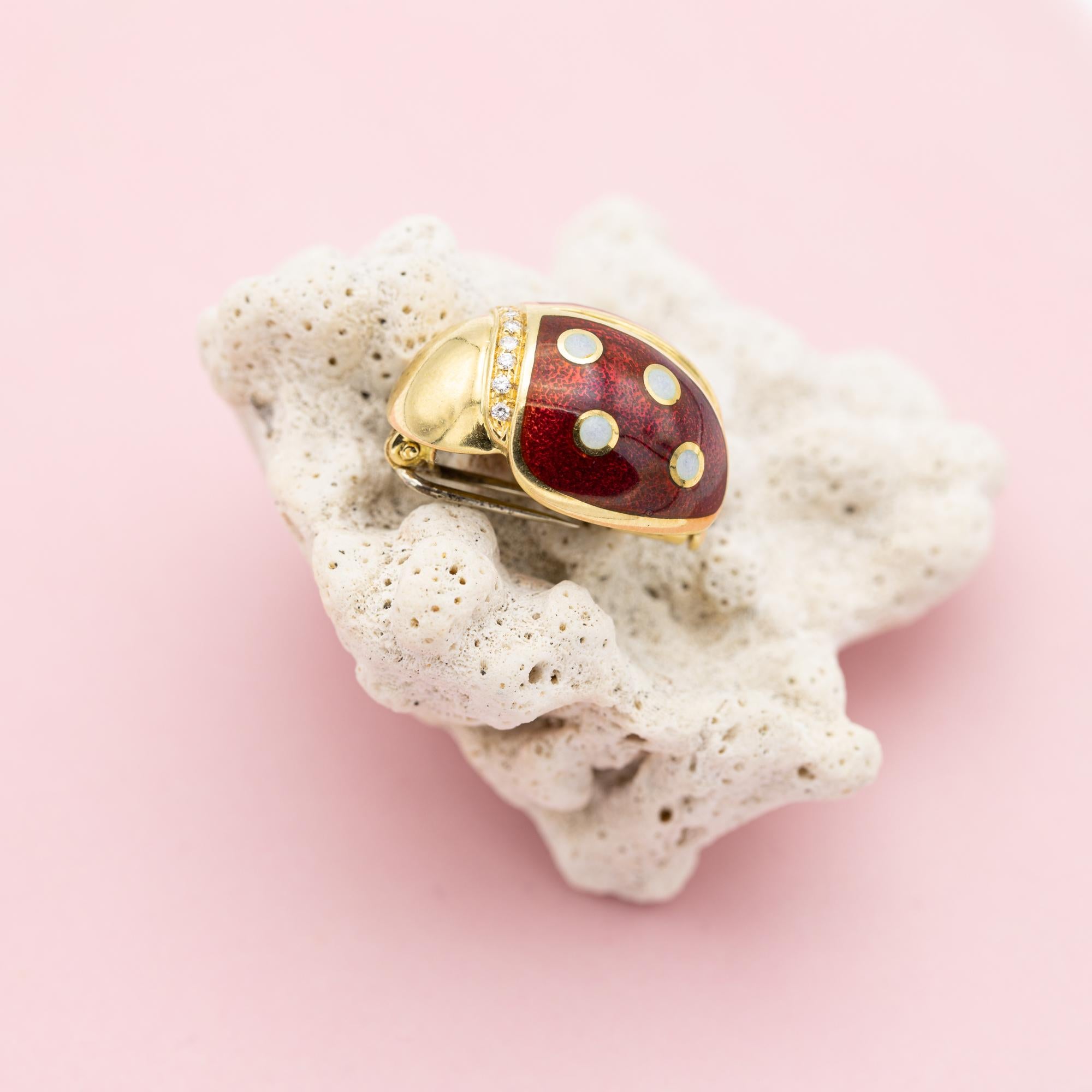 Heavy 18k ladybug Brooch - Vintage estate Italian collar brooch - enamel animal 6
