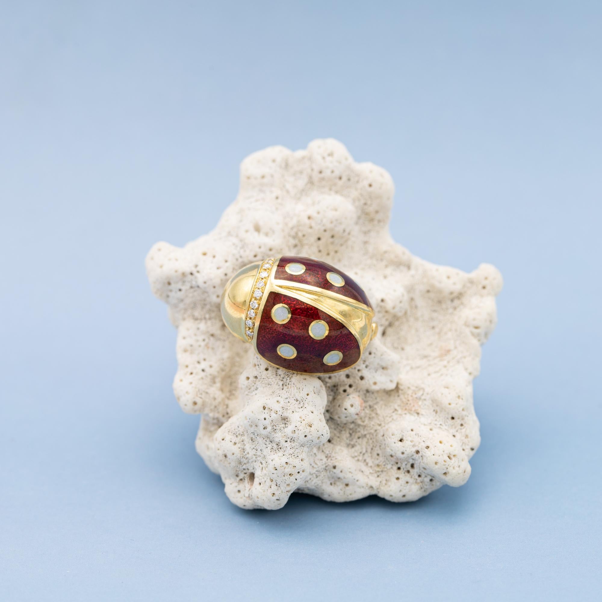 Heavy 18k ladybug Brooch - Vintage estate Italian collar brooch - enamel animal 3