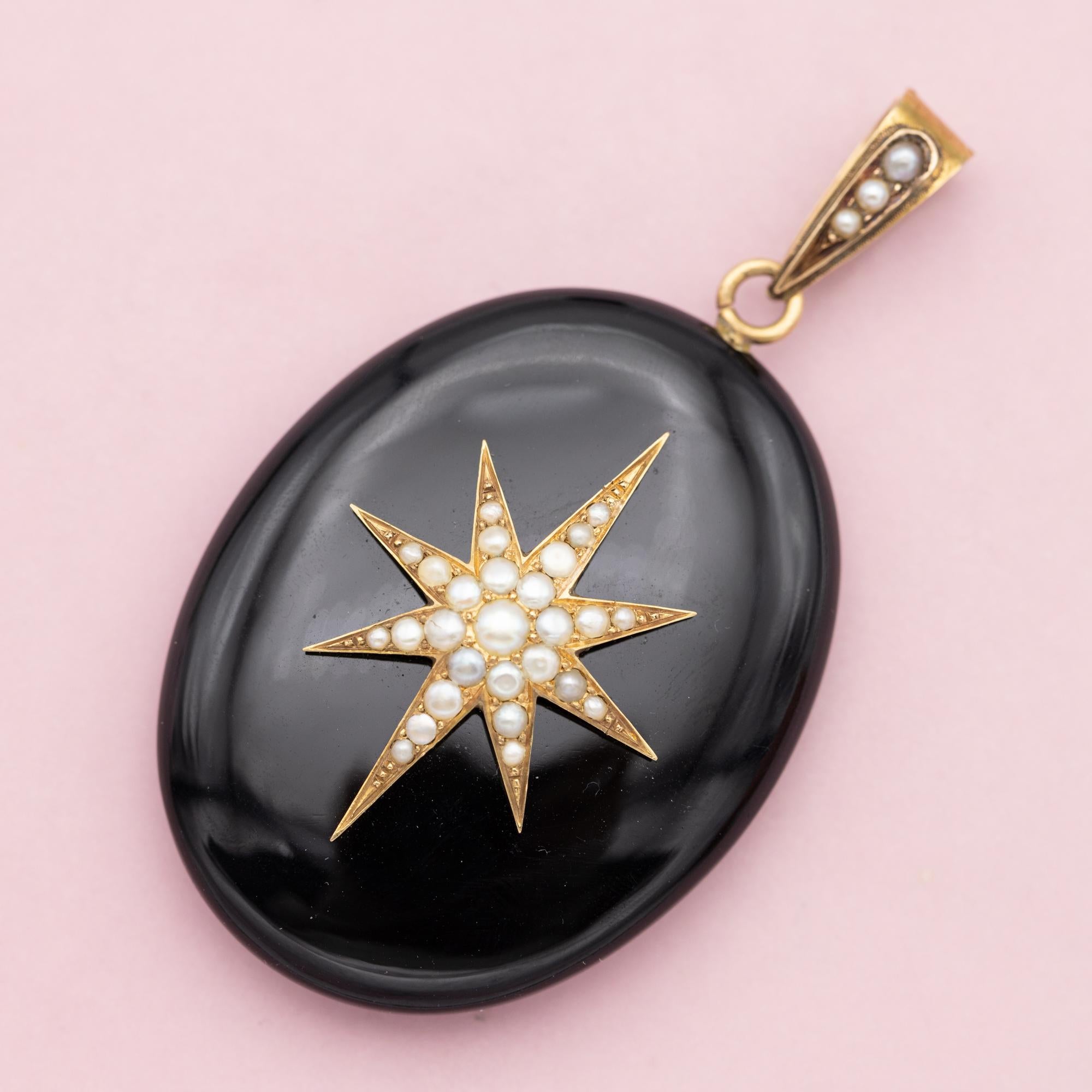 heavy 18K mourning pendant - solid gold Victorian Jet charm - Antique star 1870s 1