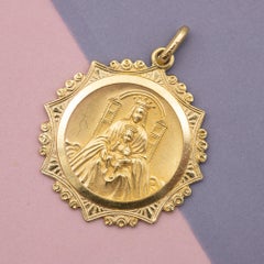 Heavy 18k solid gold Catholic - Unique Virgin Mary pendant - Madonna and child