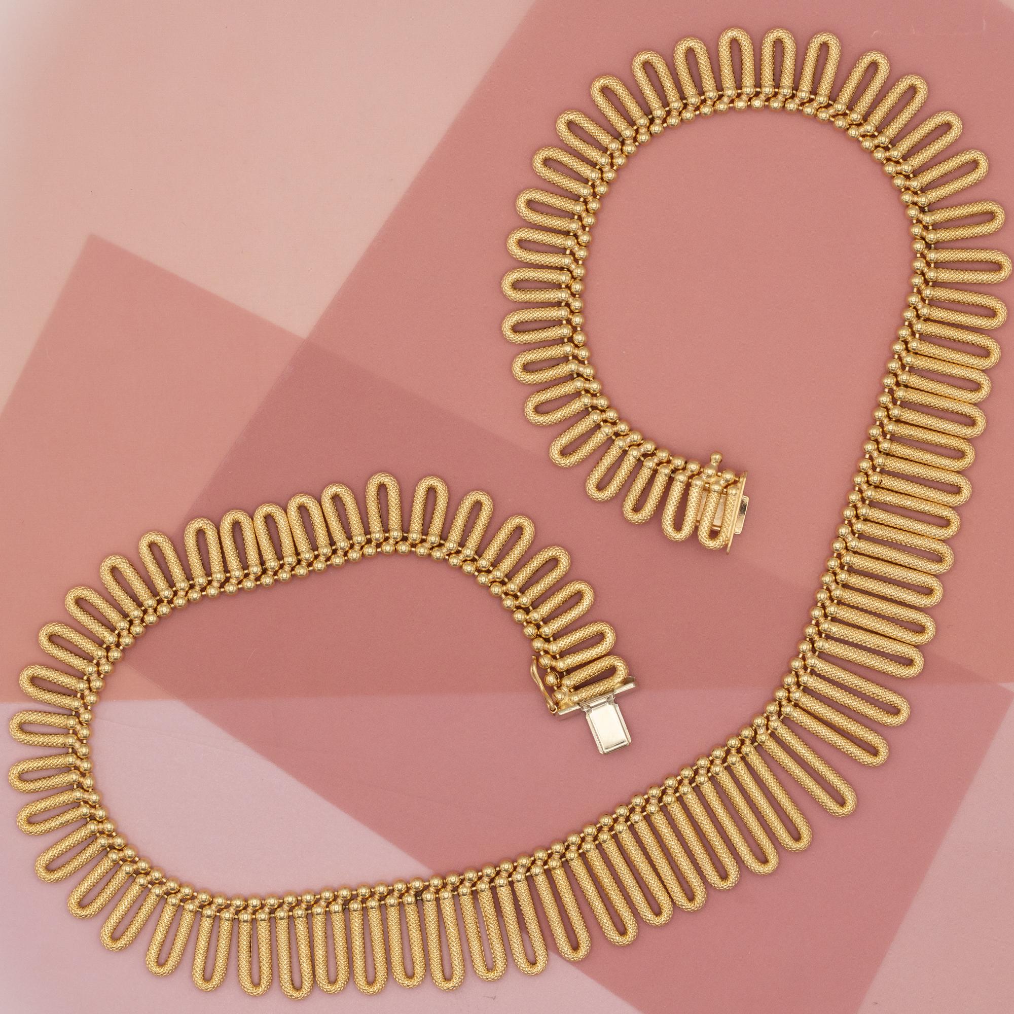 Heavy 18k solid gold Necklace - 60's Italian drapery, Cleopatra collar - 48.2 gr 1