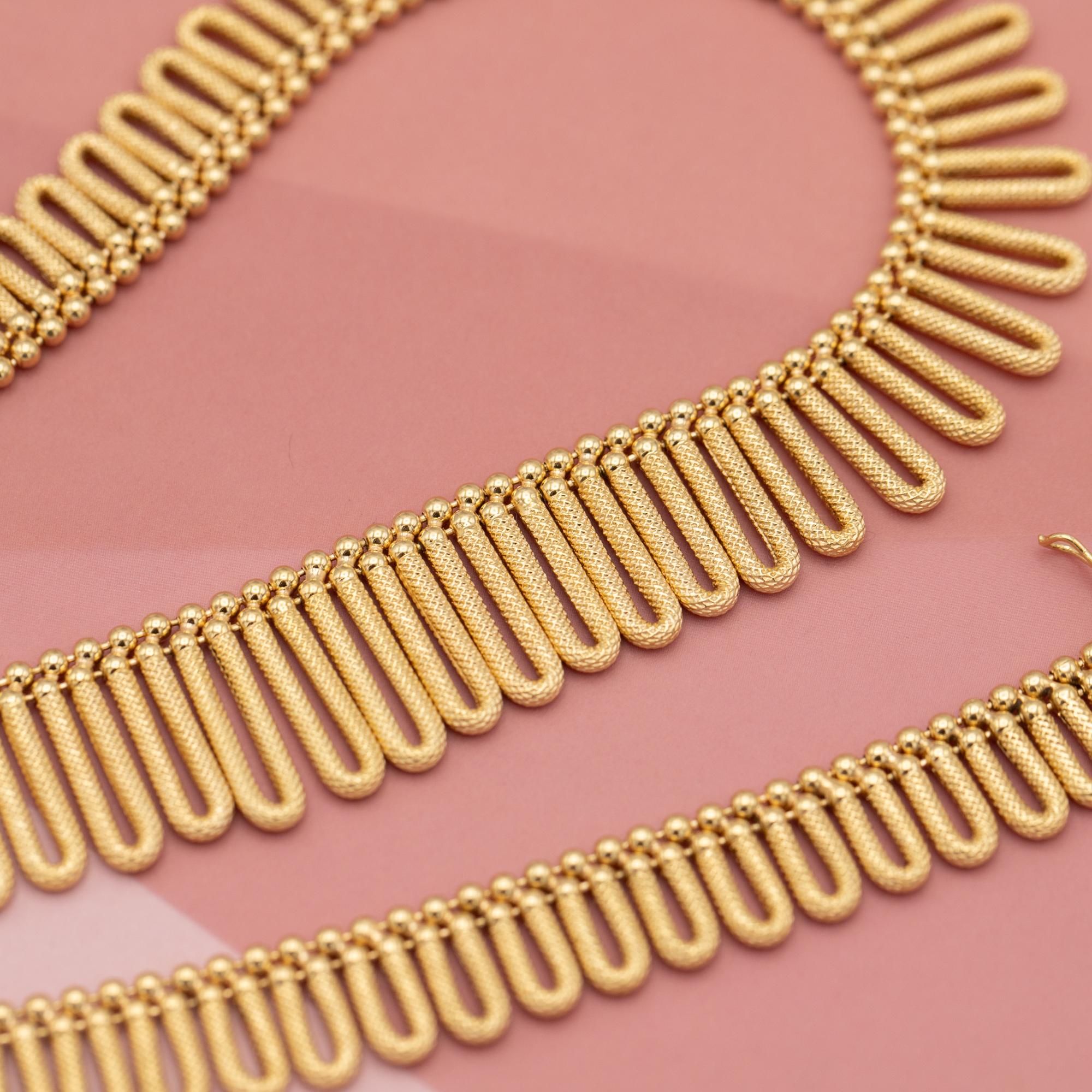Heavy 18k solid gold Necklace - 60's Italian drapery, Cleopatra collar - 48.2 gr 3