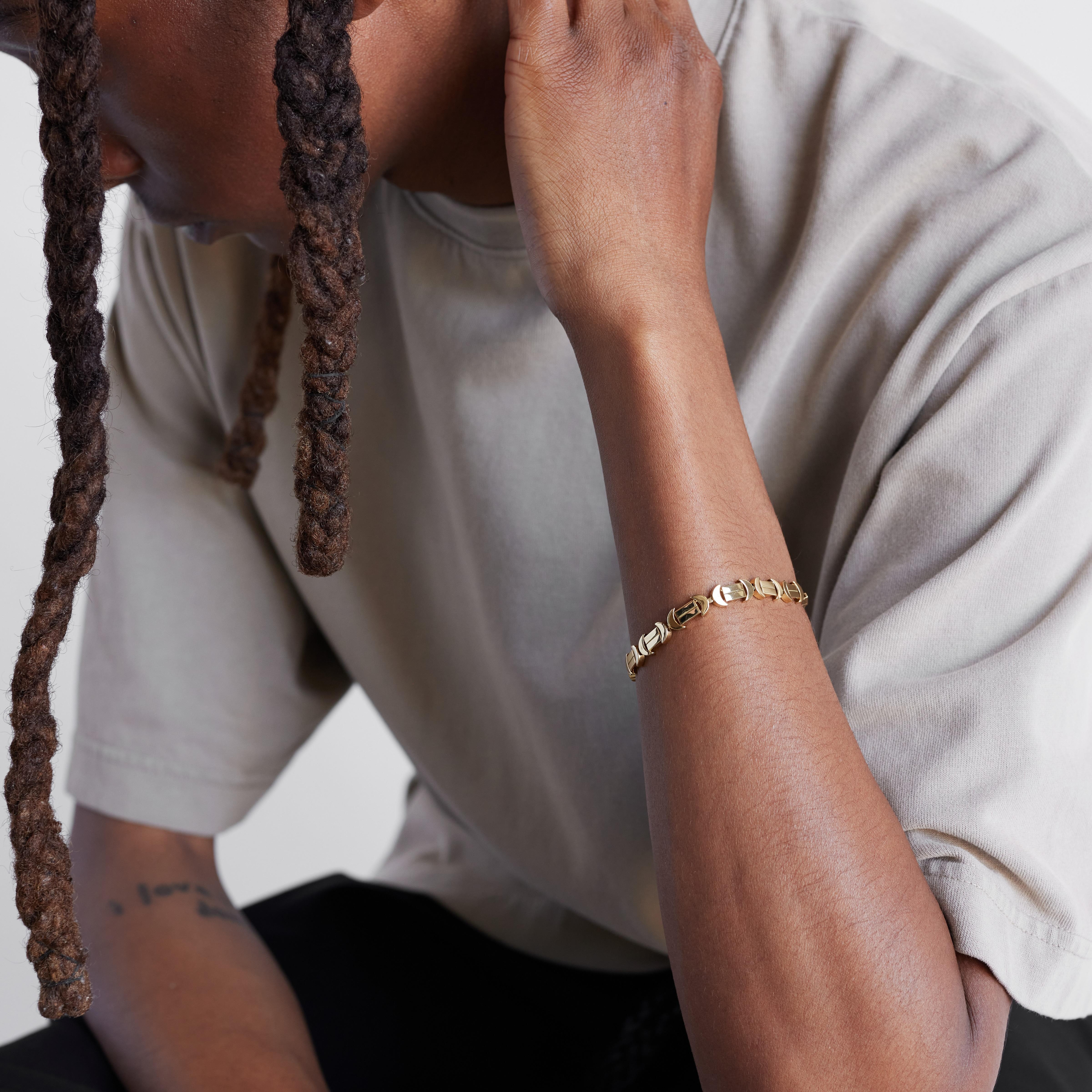 Bracelet lourd en or jaune massif 18k avec maillons en chaîne faits à la main en vente 4