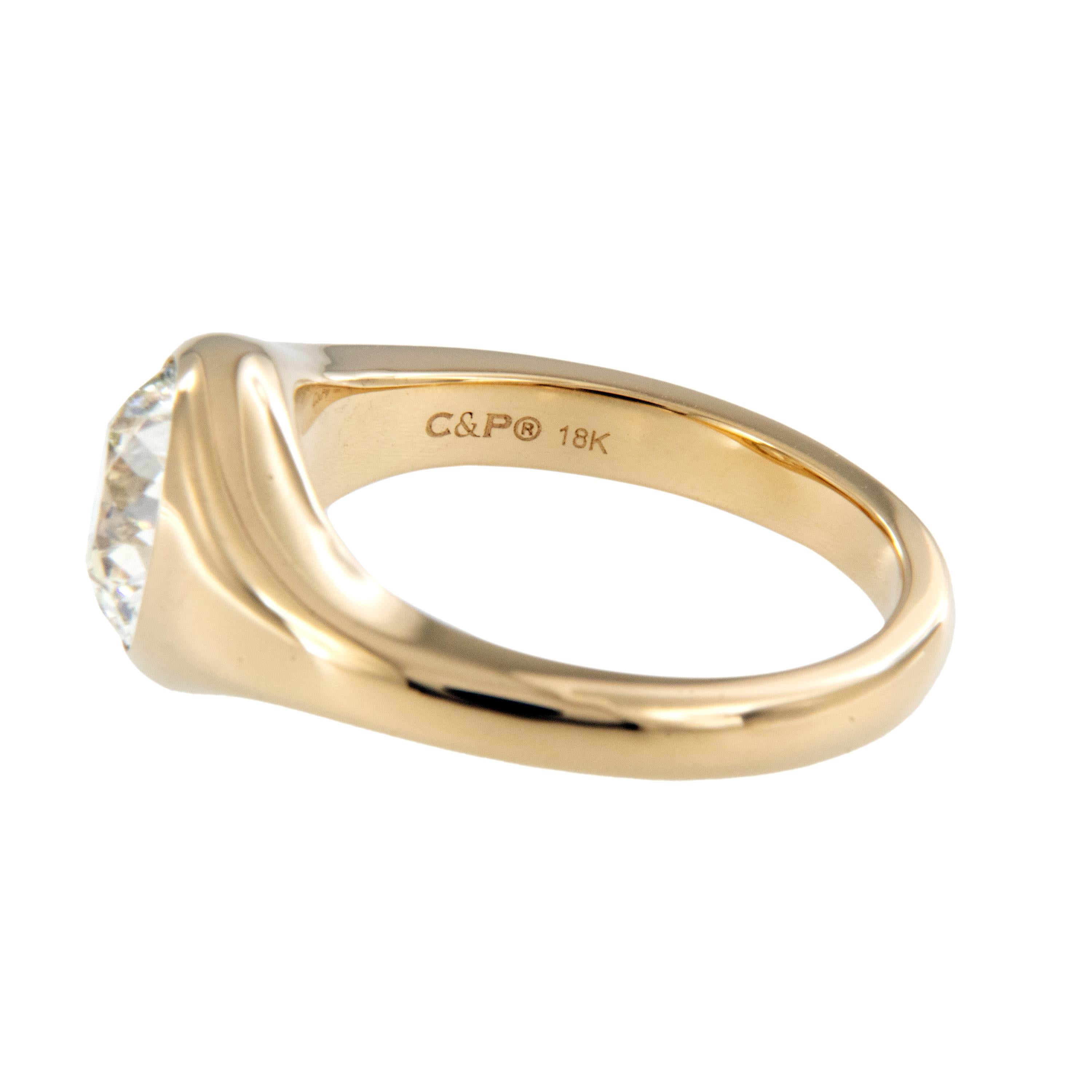 Contemporain Bague solitaire en or jaune 18 carats 1.93 carat GIA Old European Cut Diamond Solitaire en vente