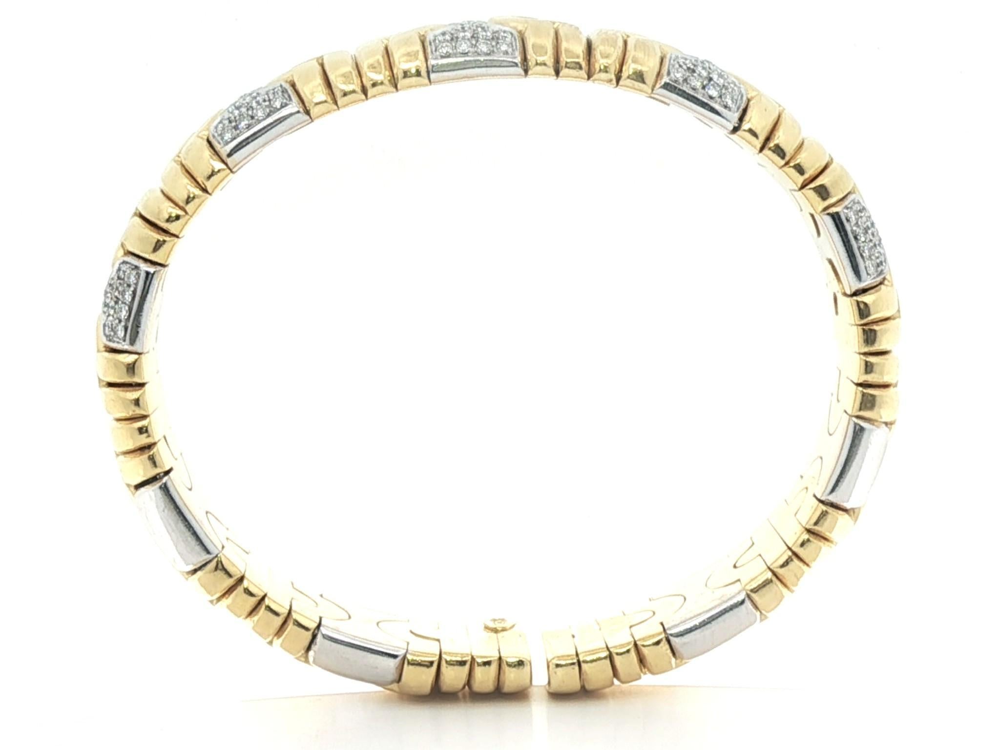 Donna Bracciale flessibile pesante in oro giallo e bianco 18k con diamante da 1 carato a 5 sezioni in vendita
