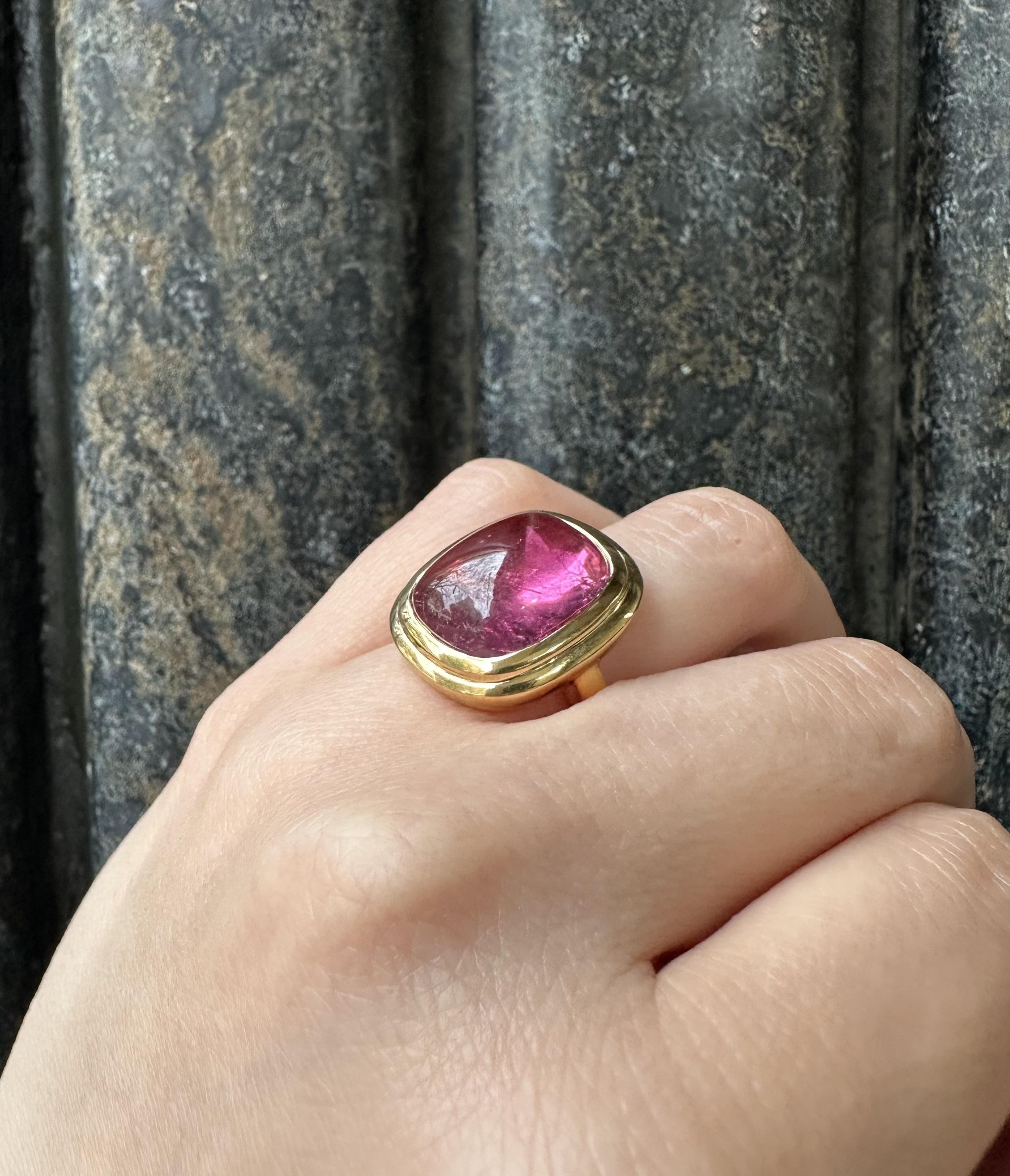Heavy 22k Yellow Gold GIA 15.90ct Pink Rubellite Tourmaline Bezel Solitaire Ring For Sale 6