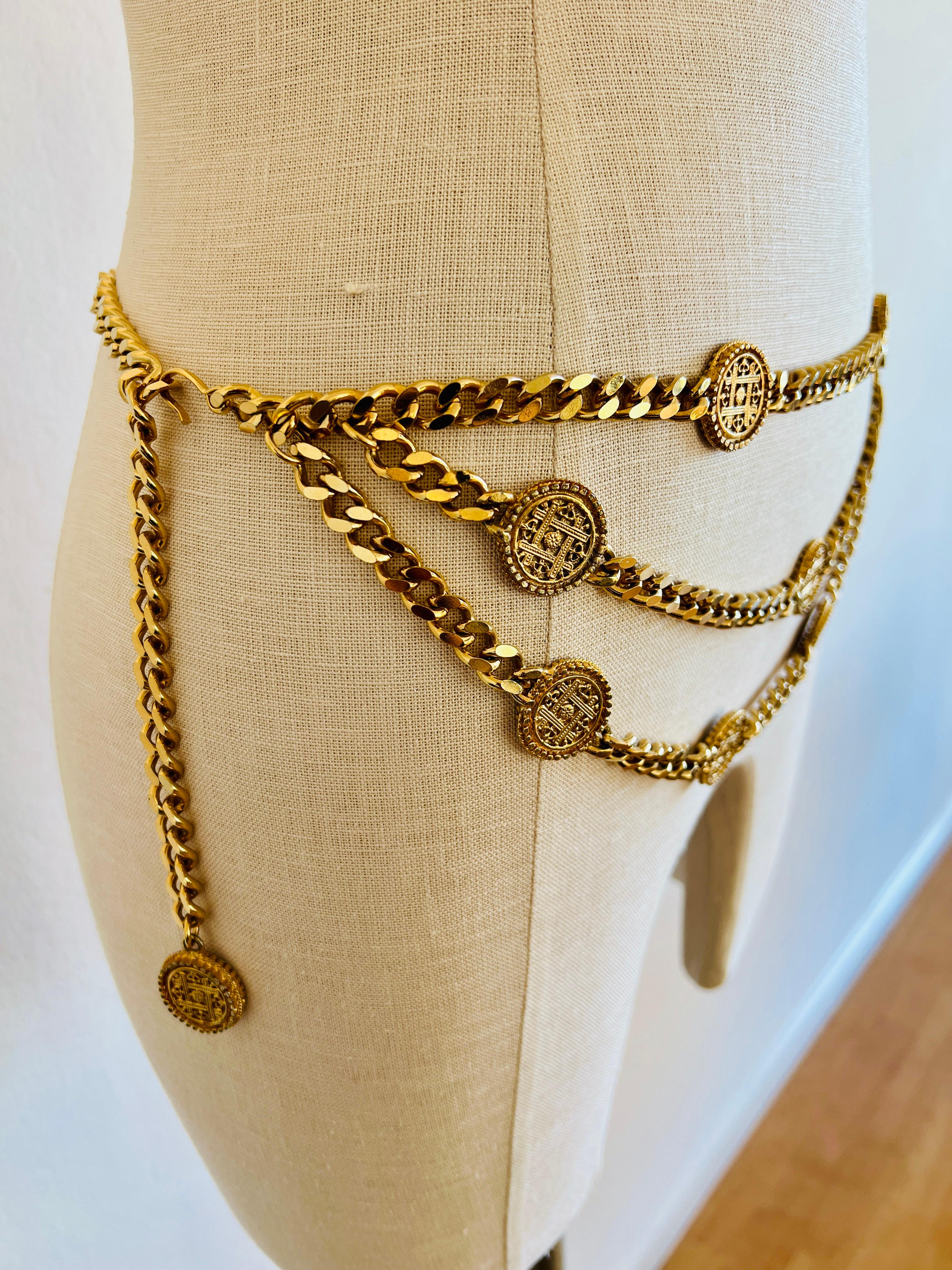 Vintage 314g Gold Curb Chain Coin Medallion Layered Necklace Belt Roman en vente 4