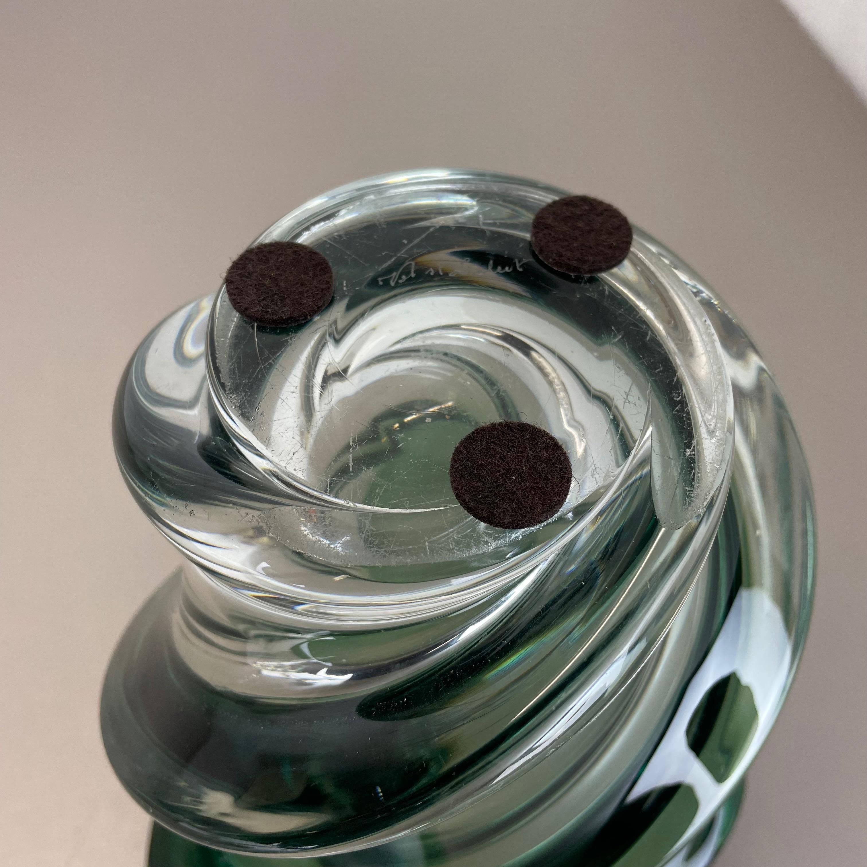 Pesado jarrón de cristal 