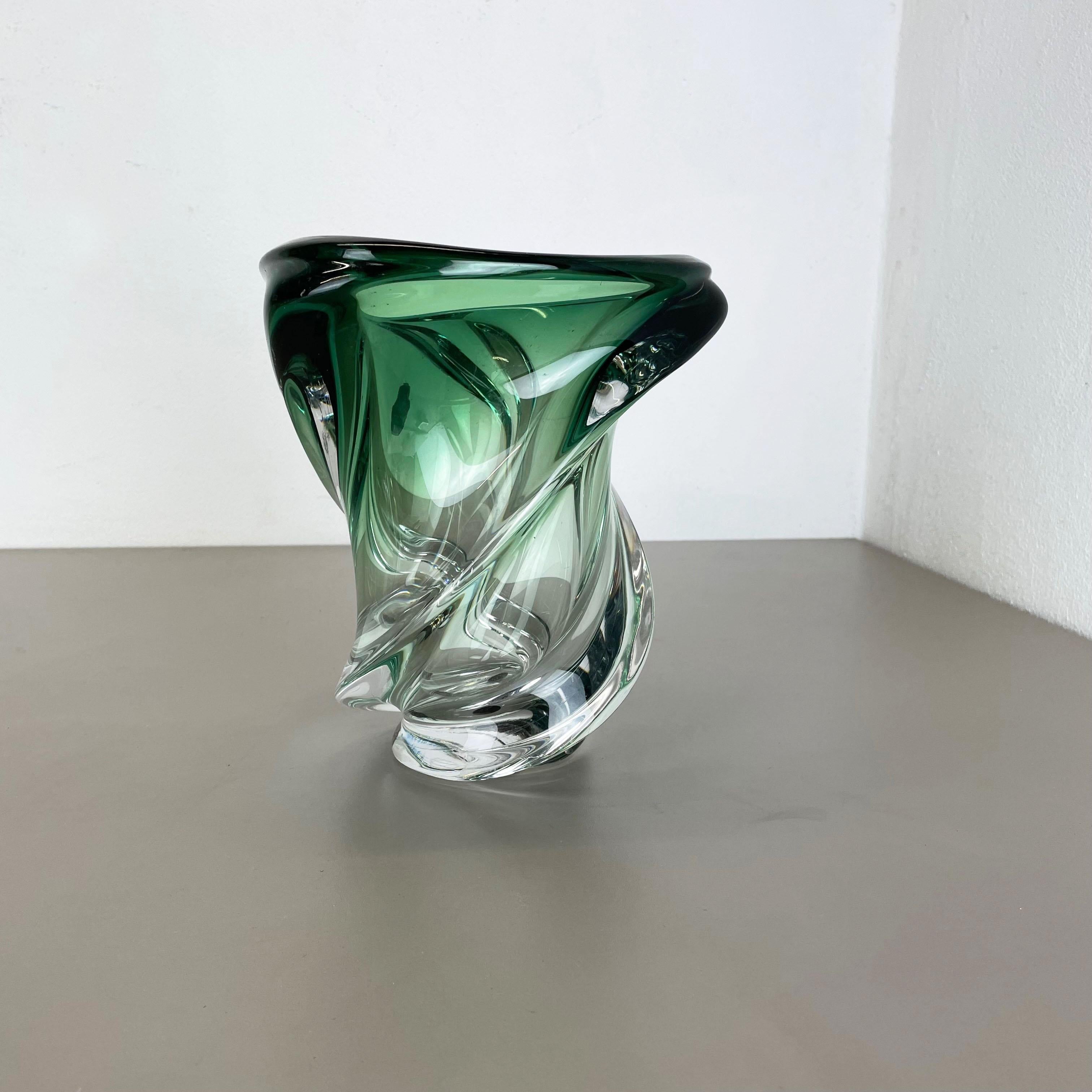 Vase en verre vague de 5,1 kg par Val Saint Lambert, Belgique 1960 Bon état - En vente à Kirchlengern, DE